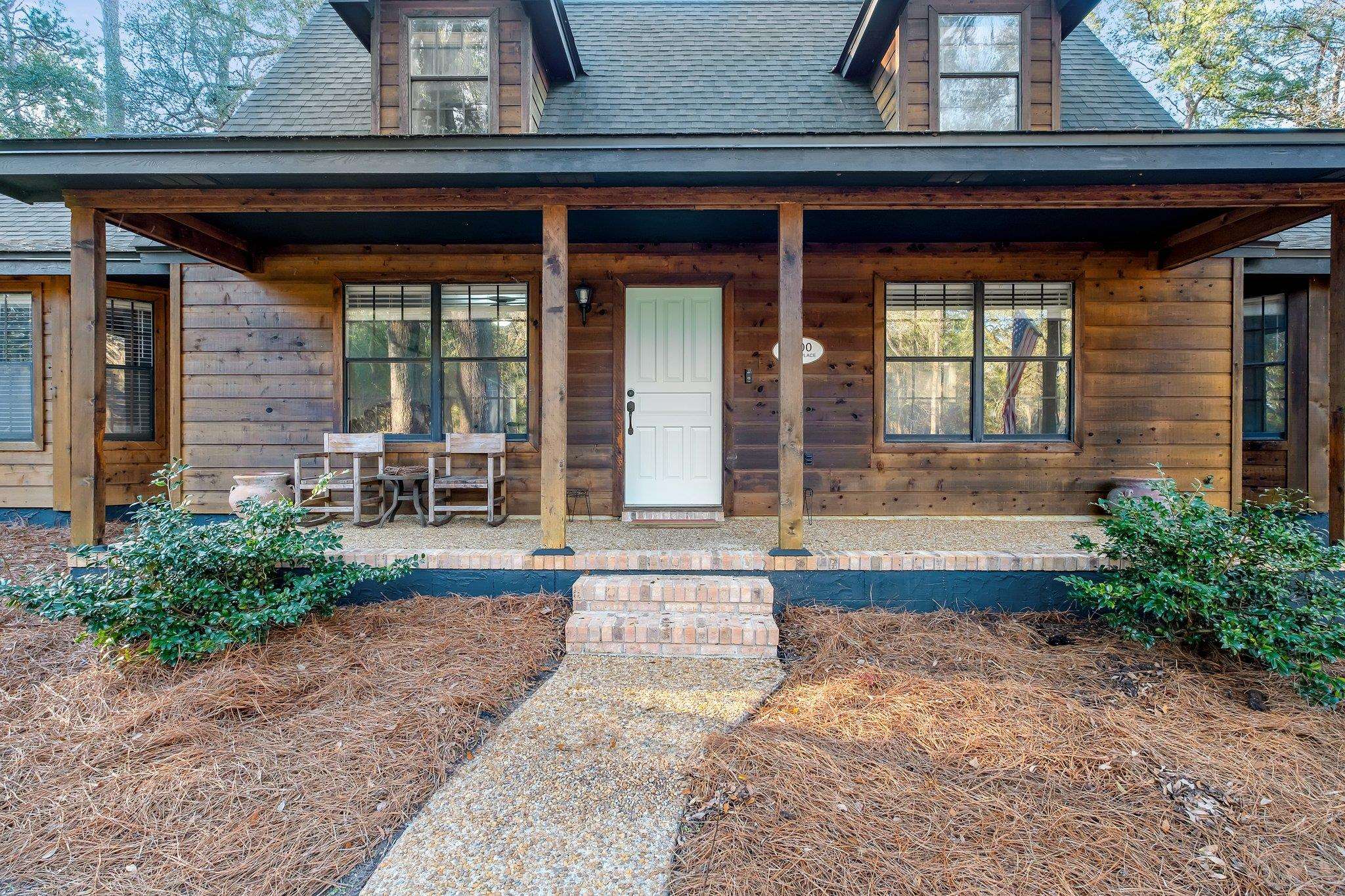 3800 Sutton Place