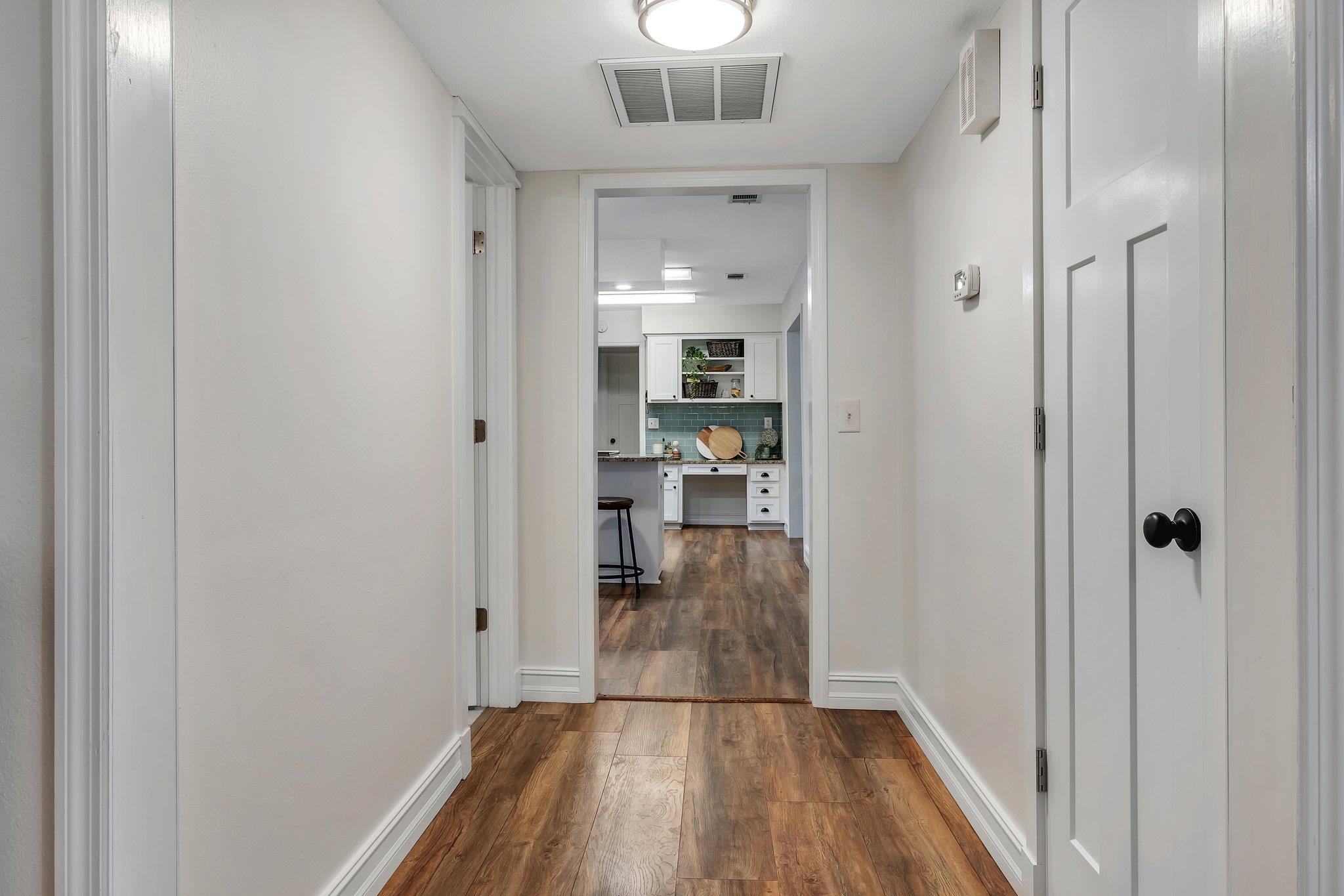 3800 Sutton Place