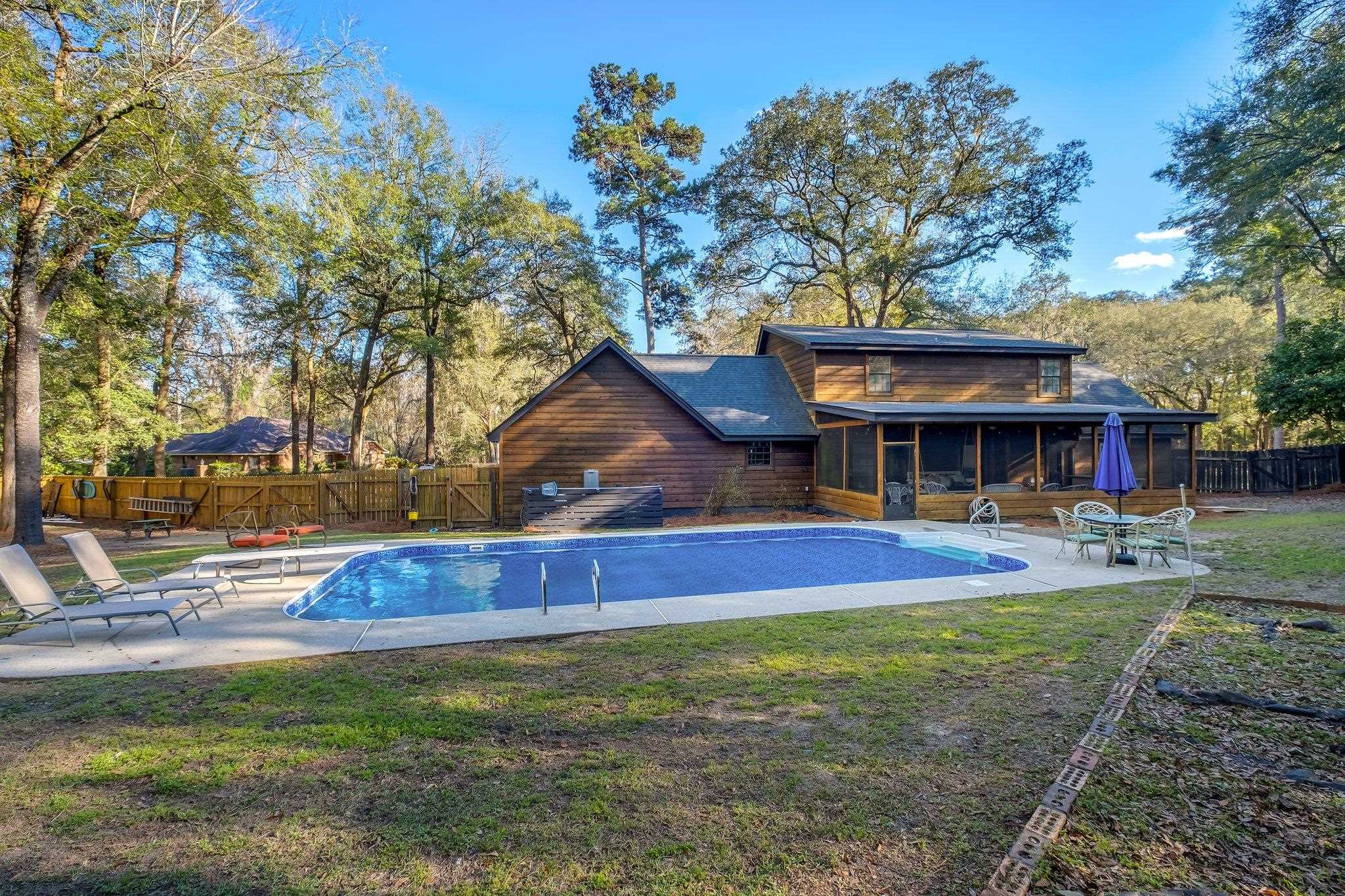 3800 Sutton Place