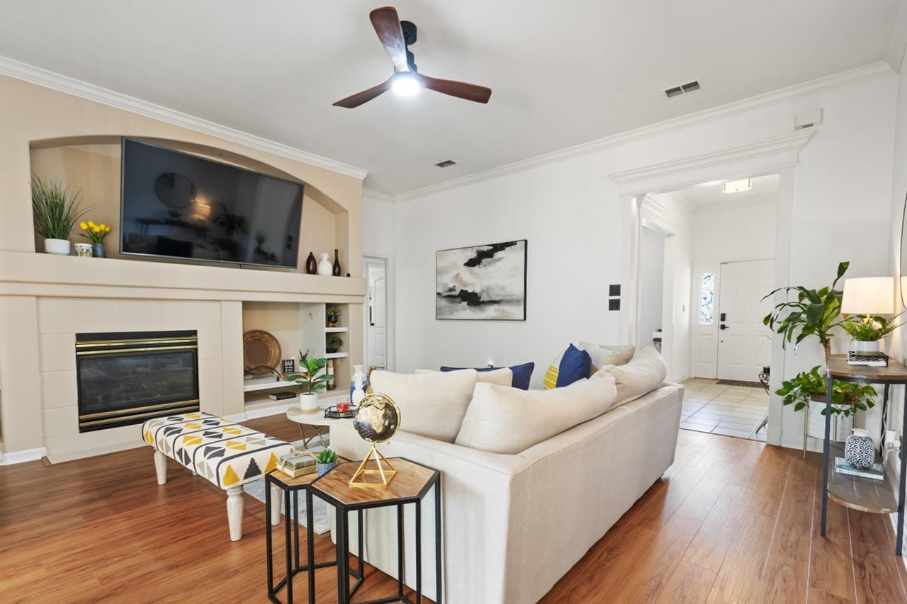 2041 Duneagle Lane