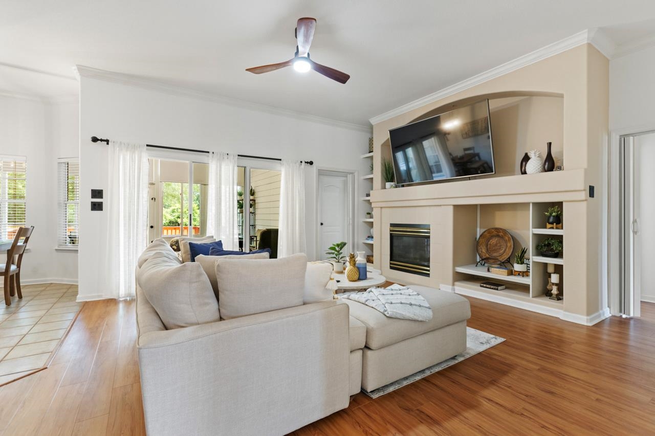 2041 Duneagle Lane