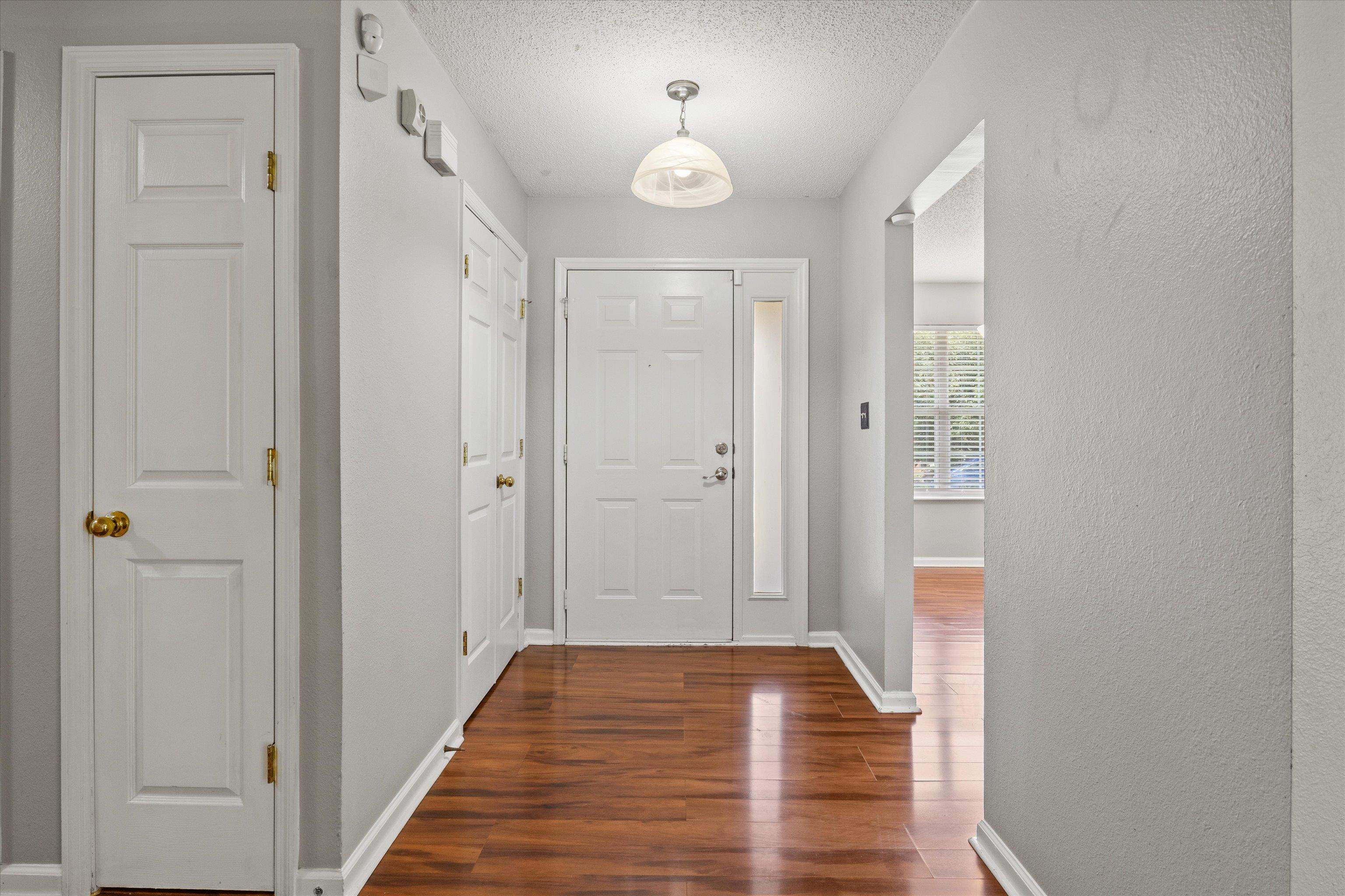 2896 Briar Court