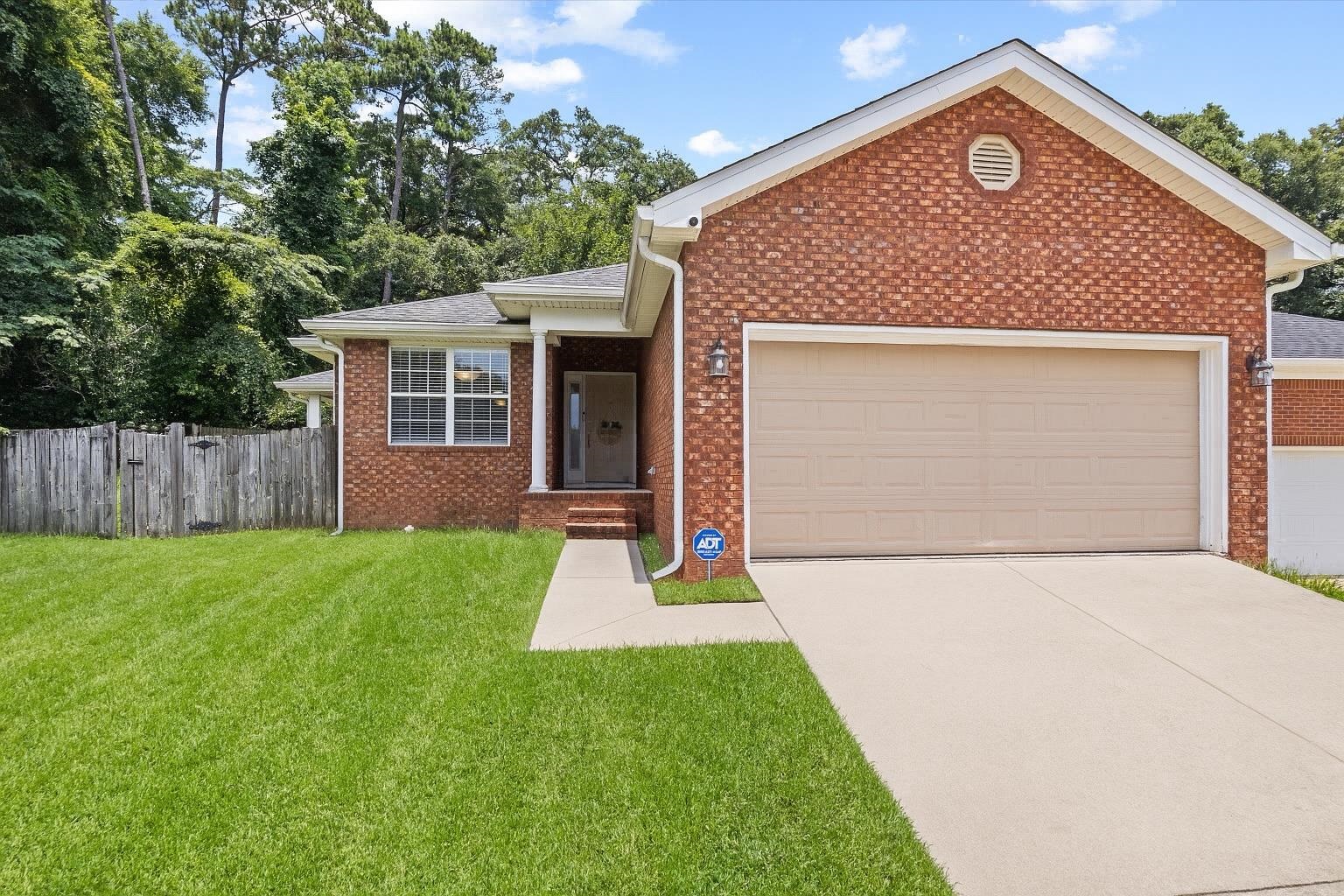2896 Briar Court