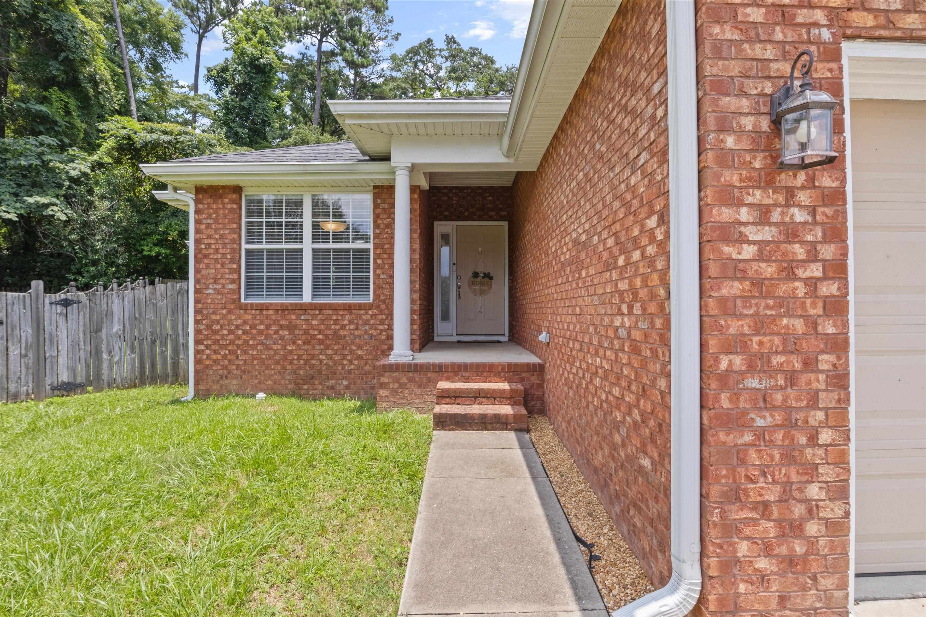 2896 Briar Court