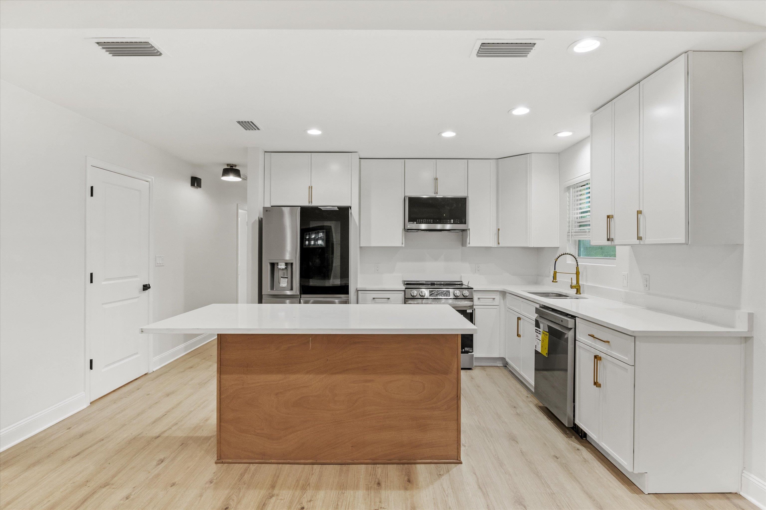 2224 Keith Street