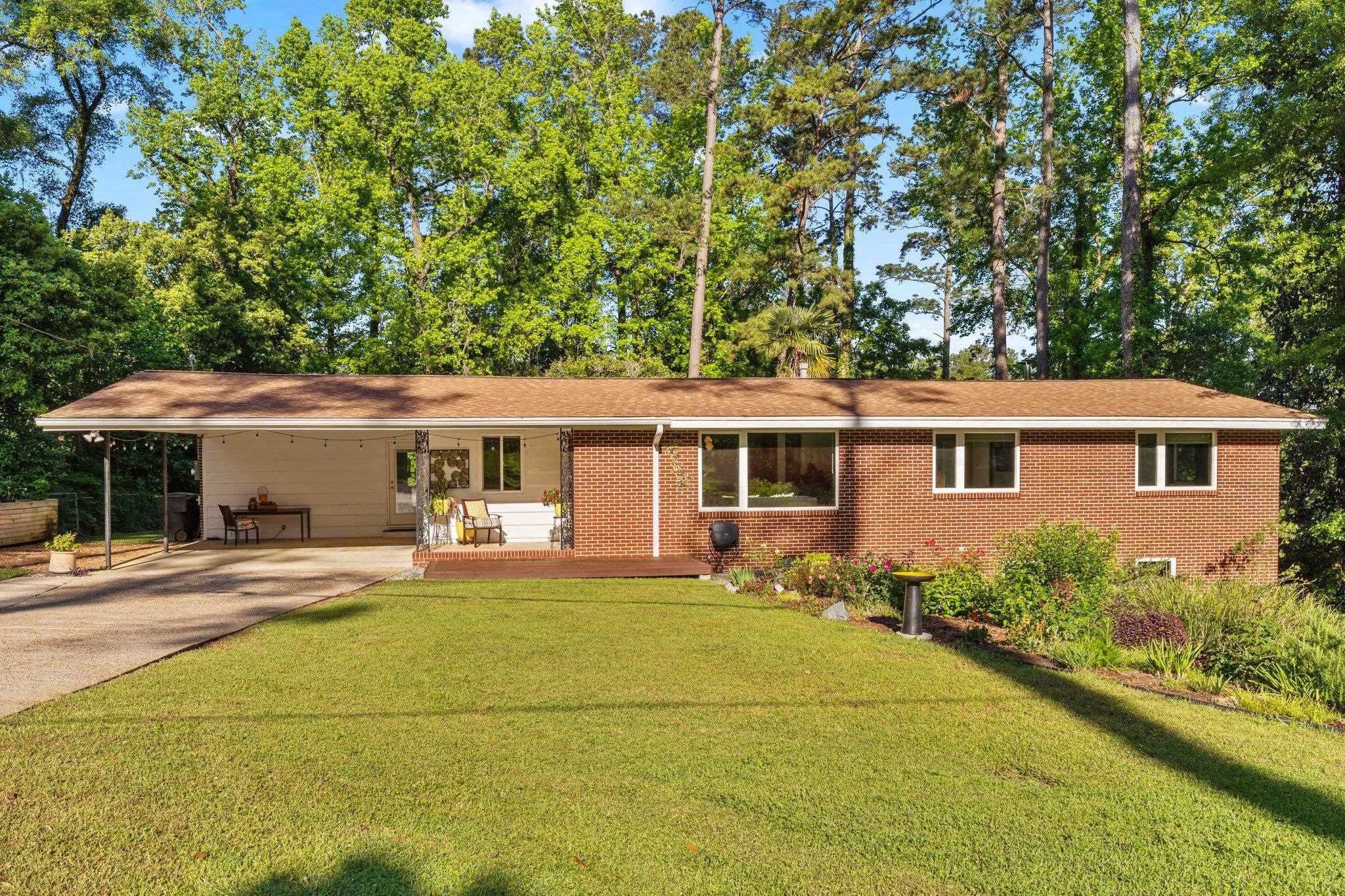1906 Skyland Drive