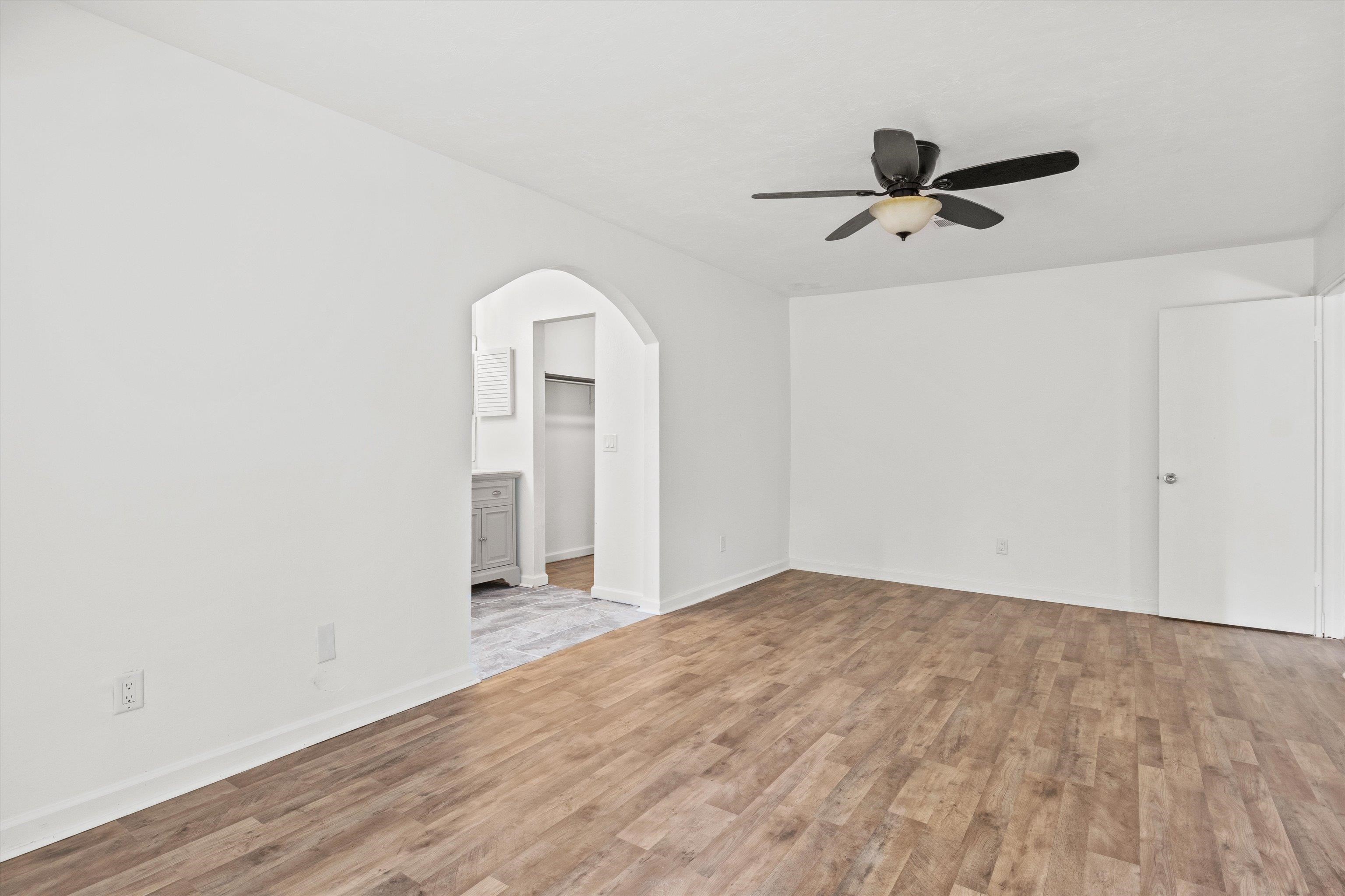 2904 Duffton Loop