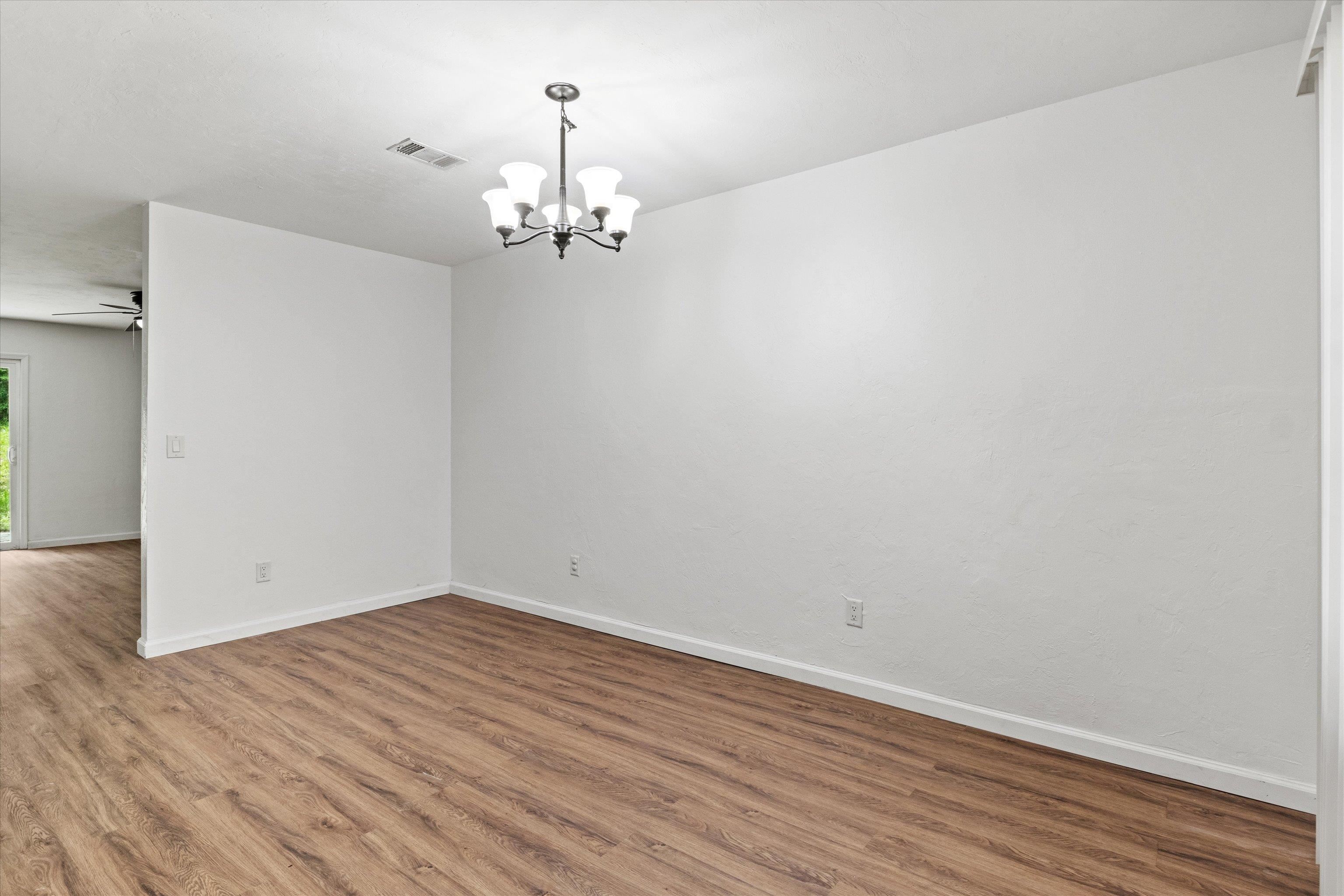2904 Duffton Loop
