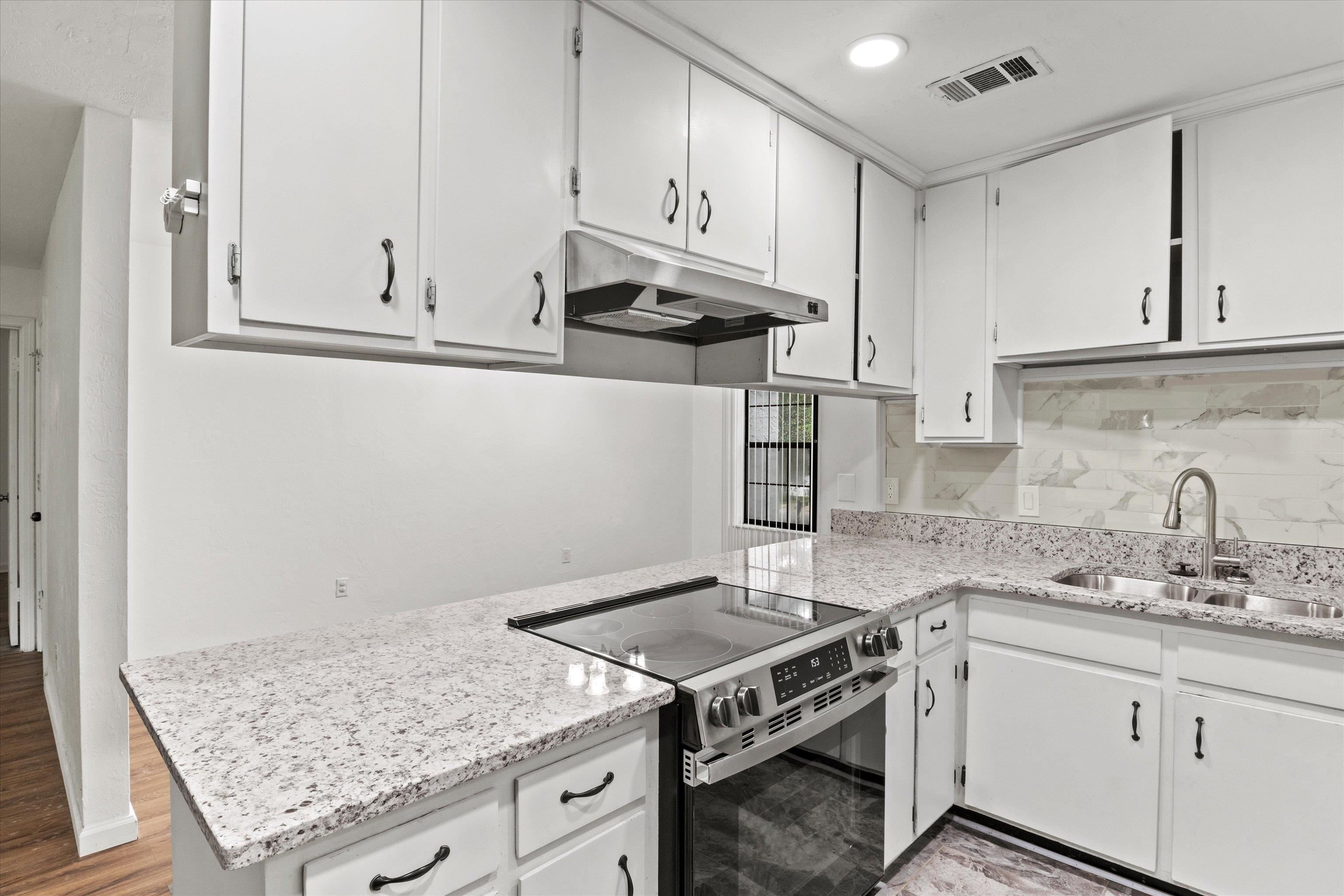 2904 Duffton Loop