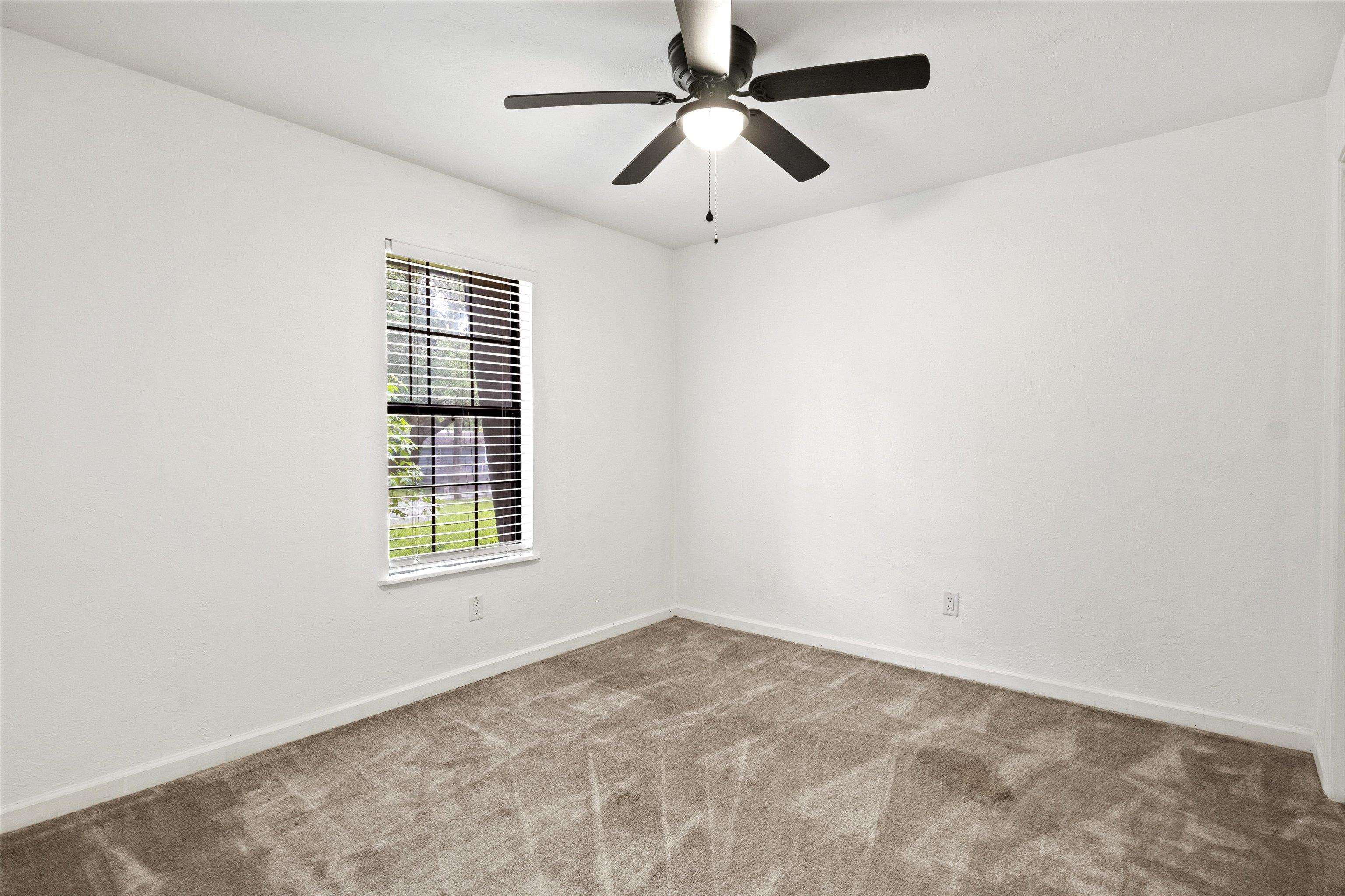 2904 Duffton Loop