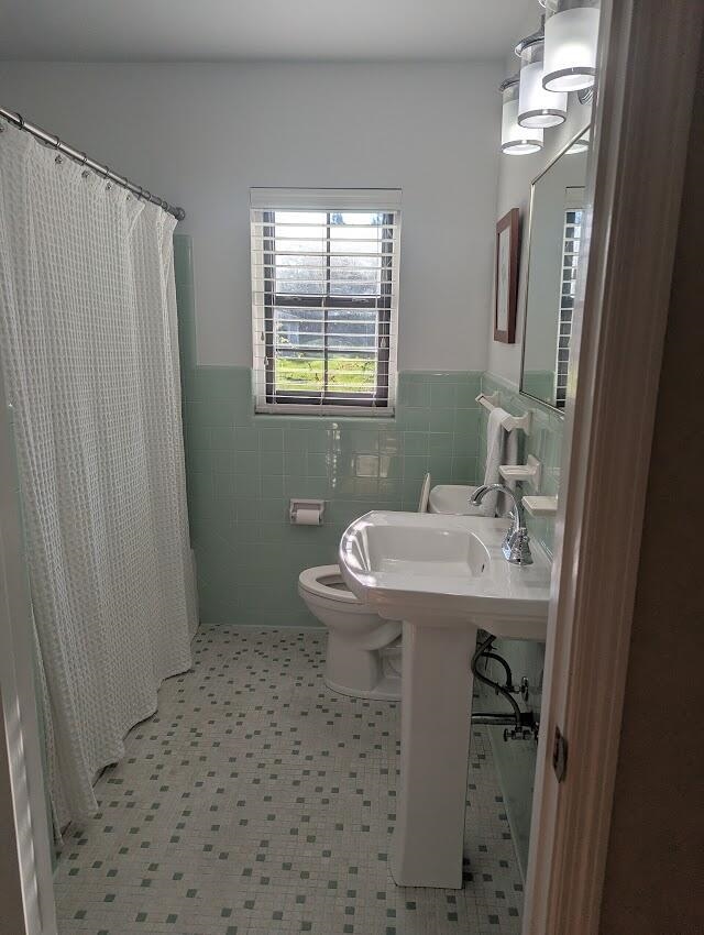 1332 Idlewild Drive