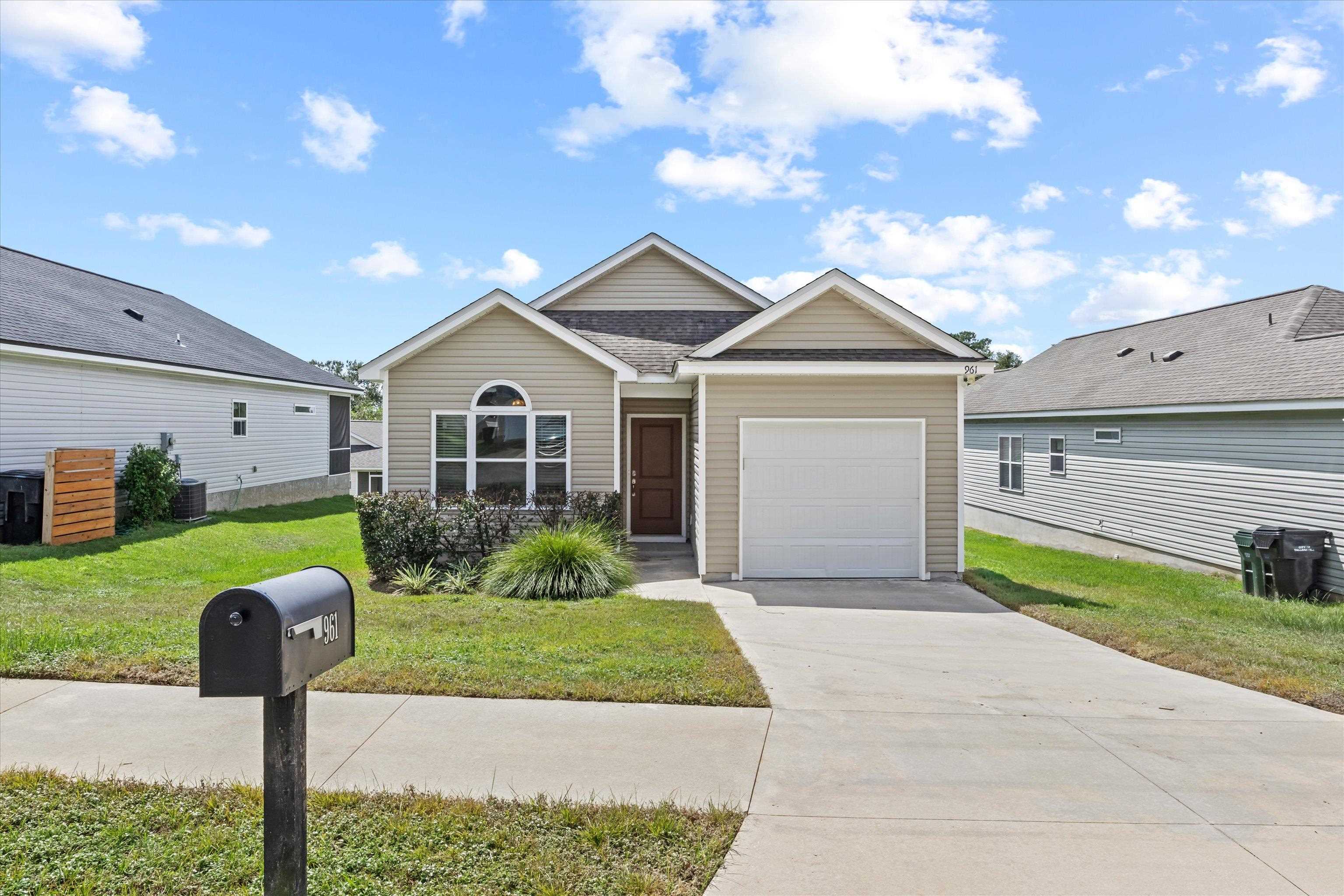 961 Indigo Creek Way