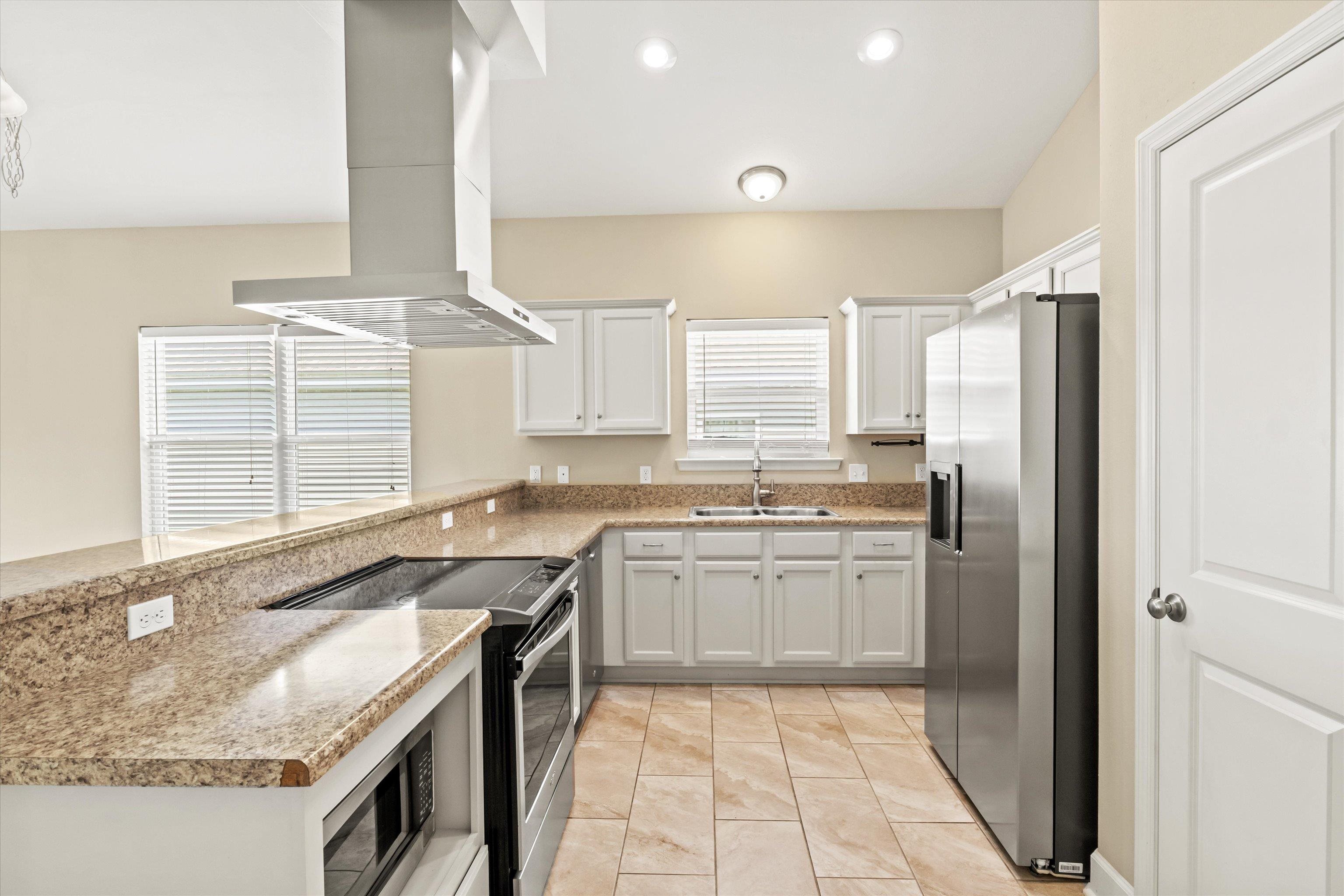 961 Indigo Creek Way