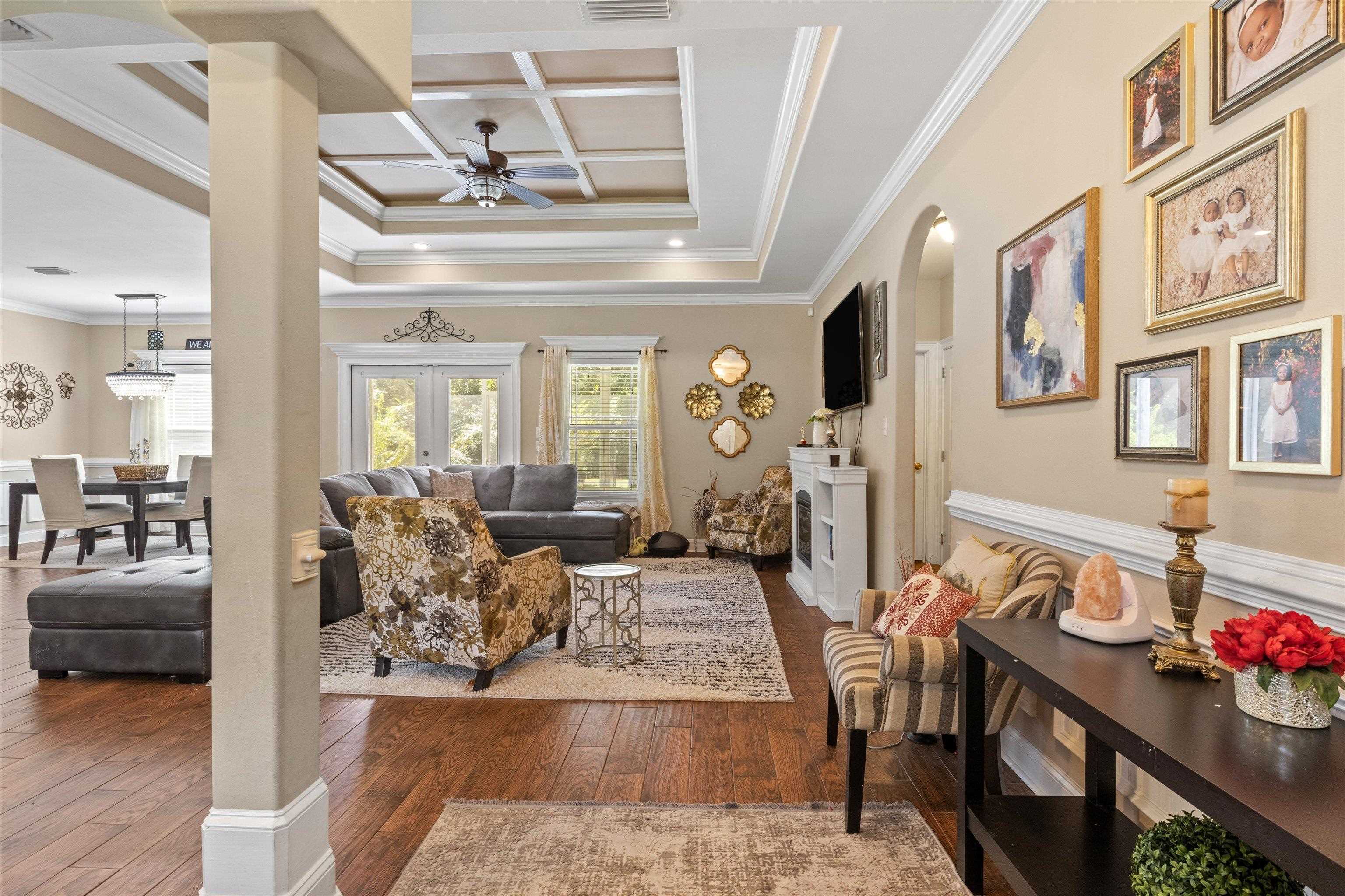 255 San Bonita Way