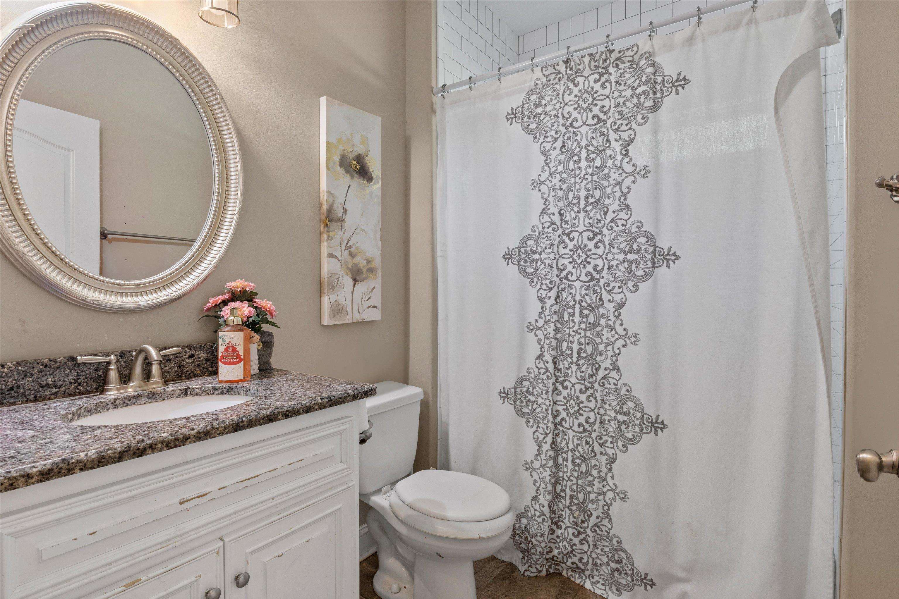 255 San Bonita Way