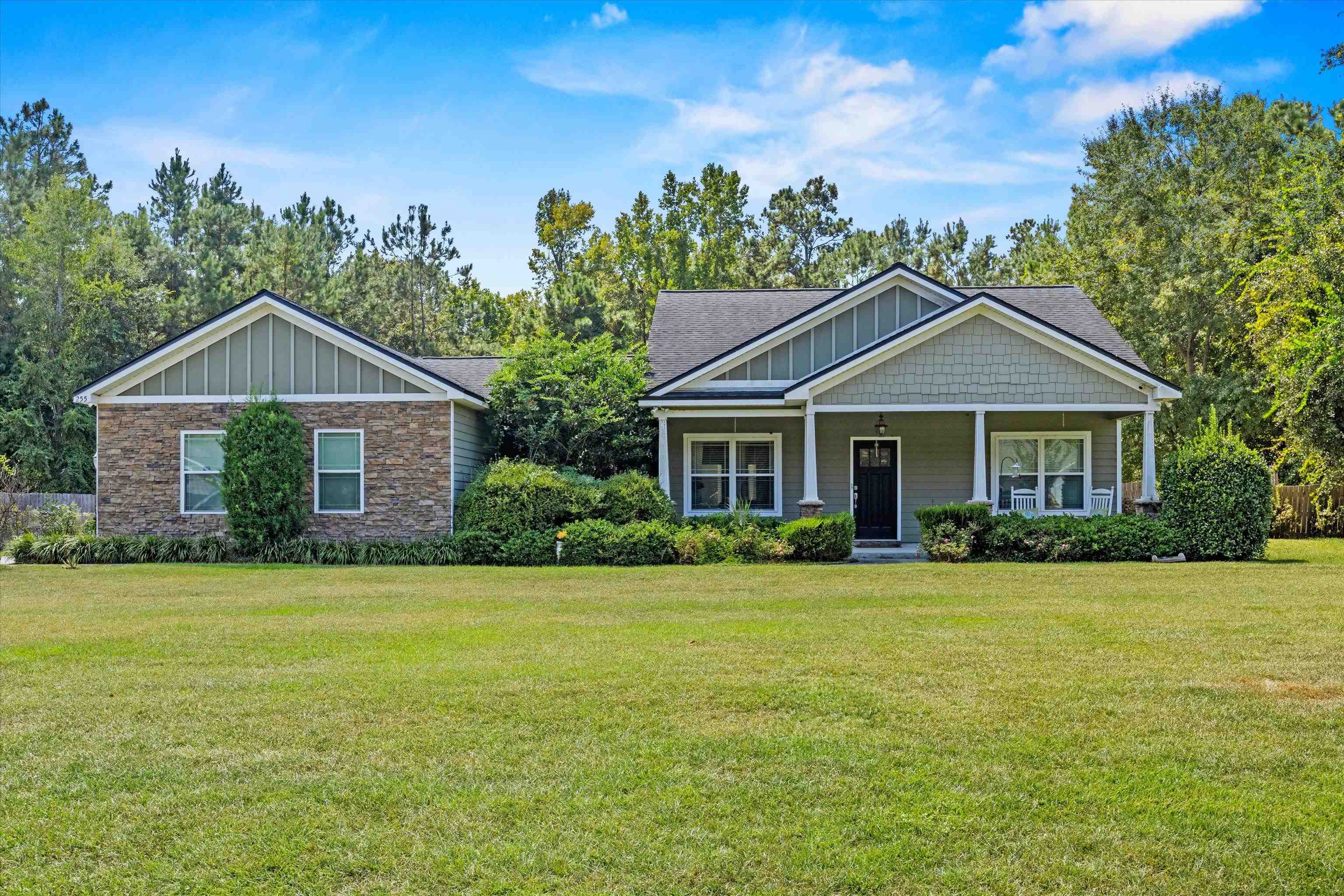 255 San Bonita Way