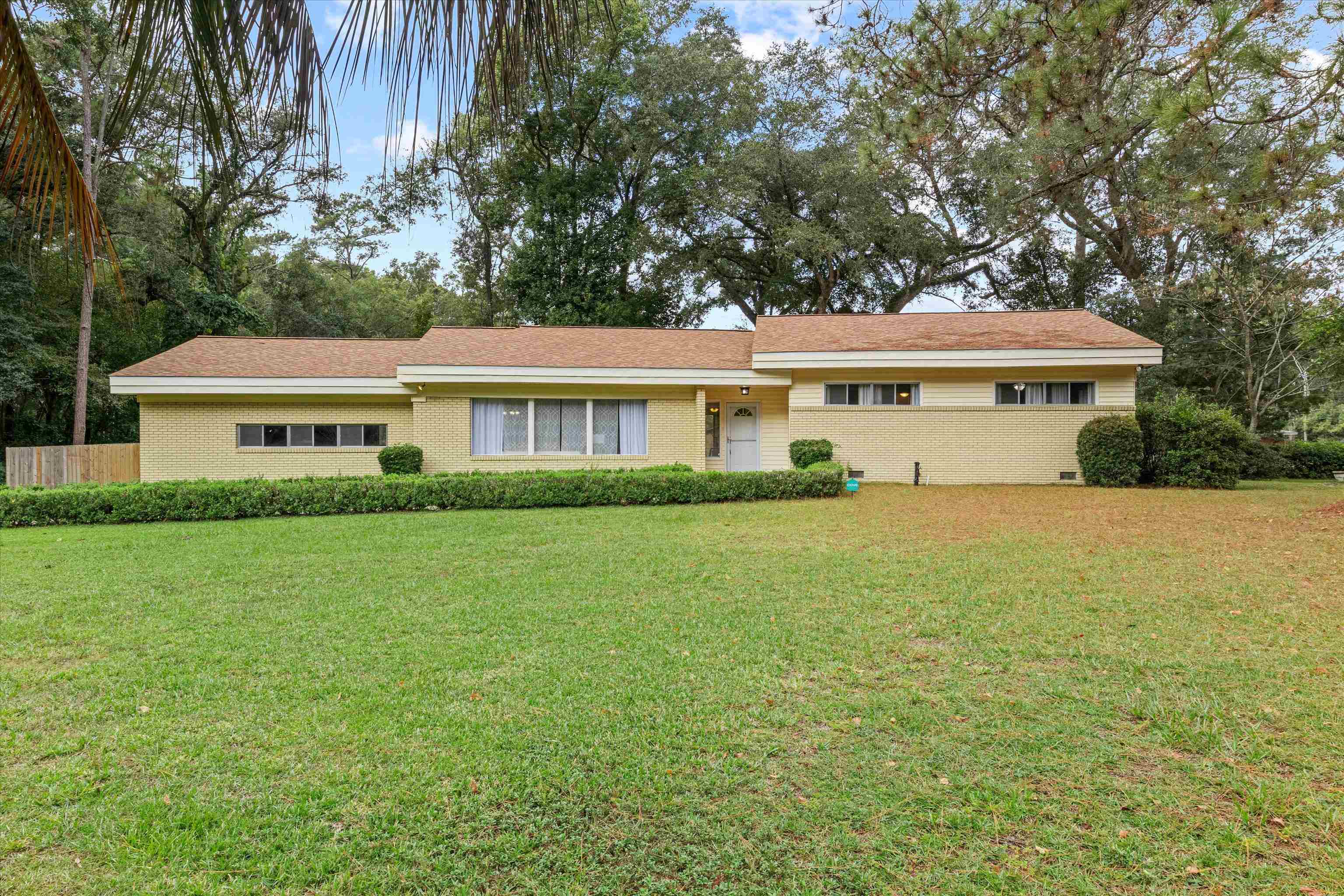 2506 Sir Williams Street