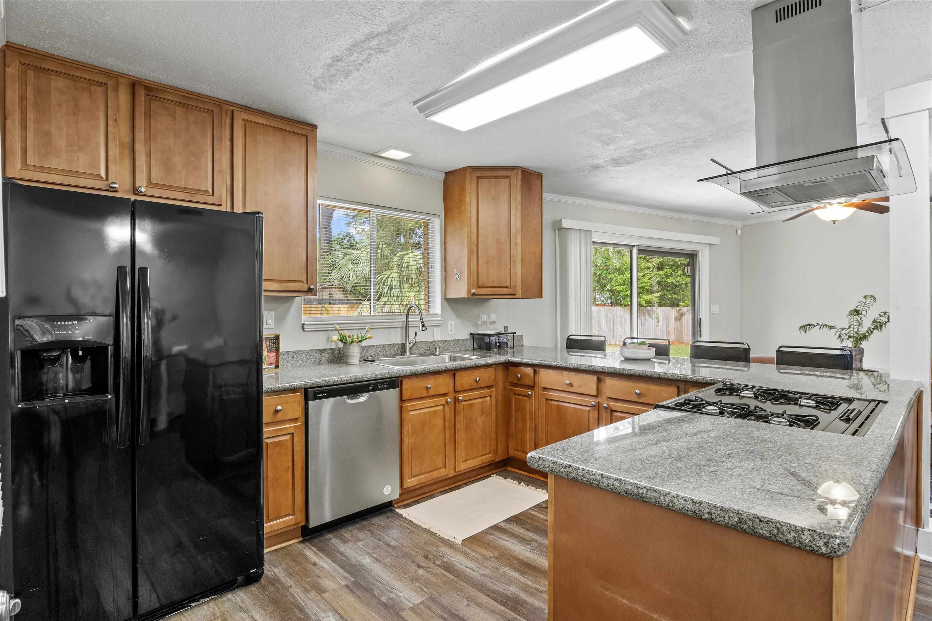 2506 Sir Williams Street