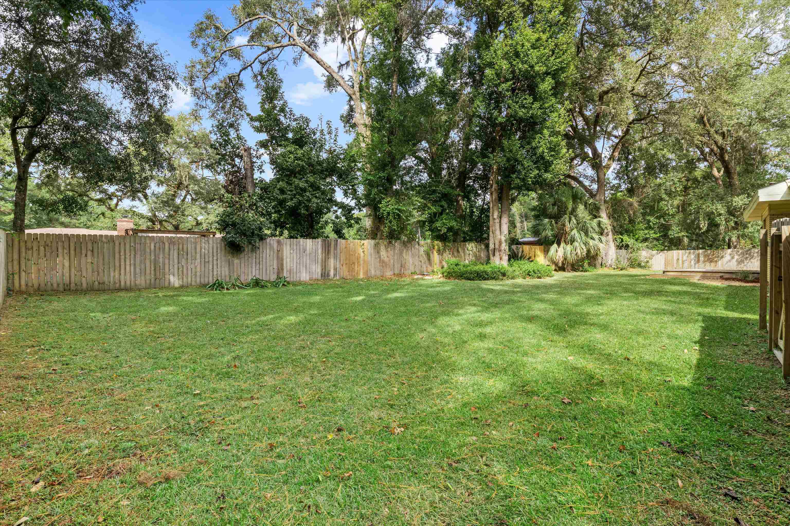 2506 Sir Williams Street