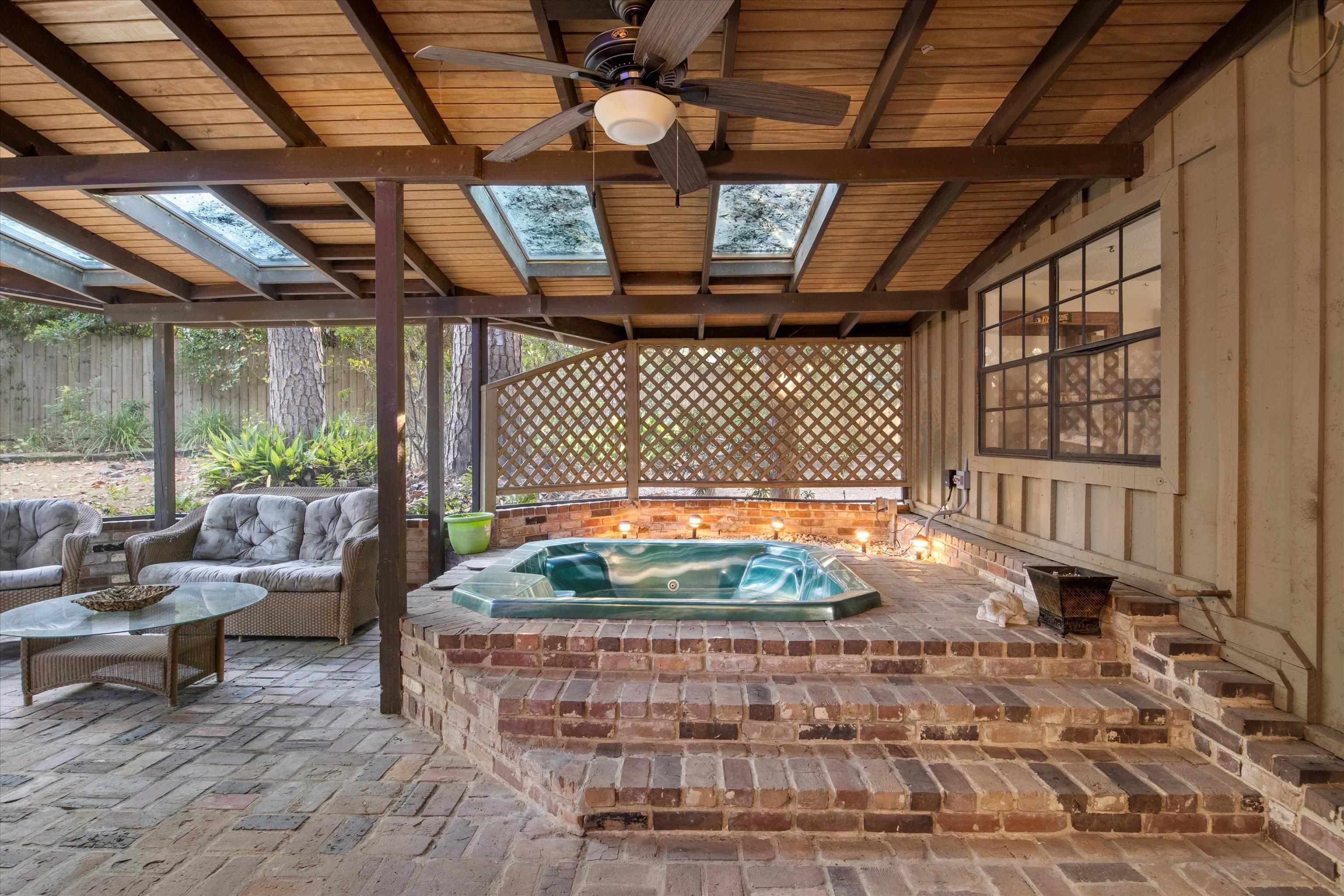 2403 San Pedro Avenue