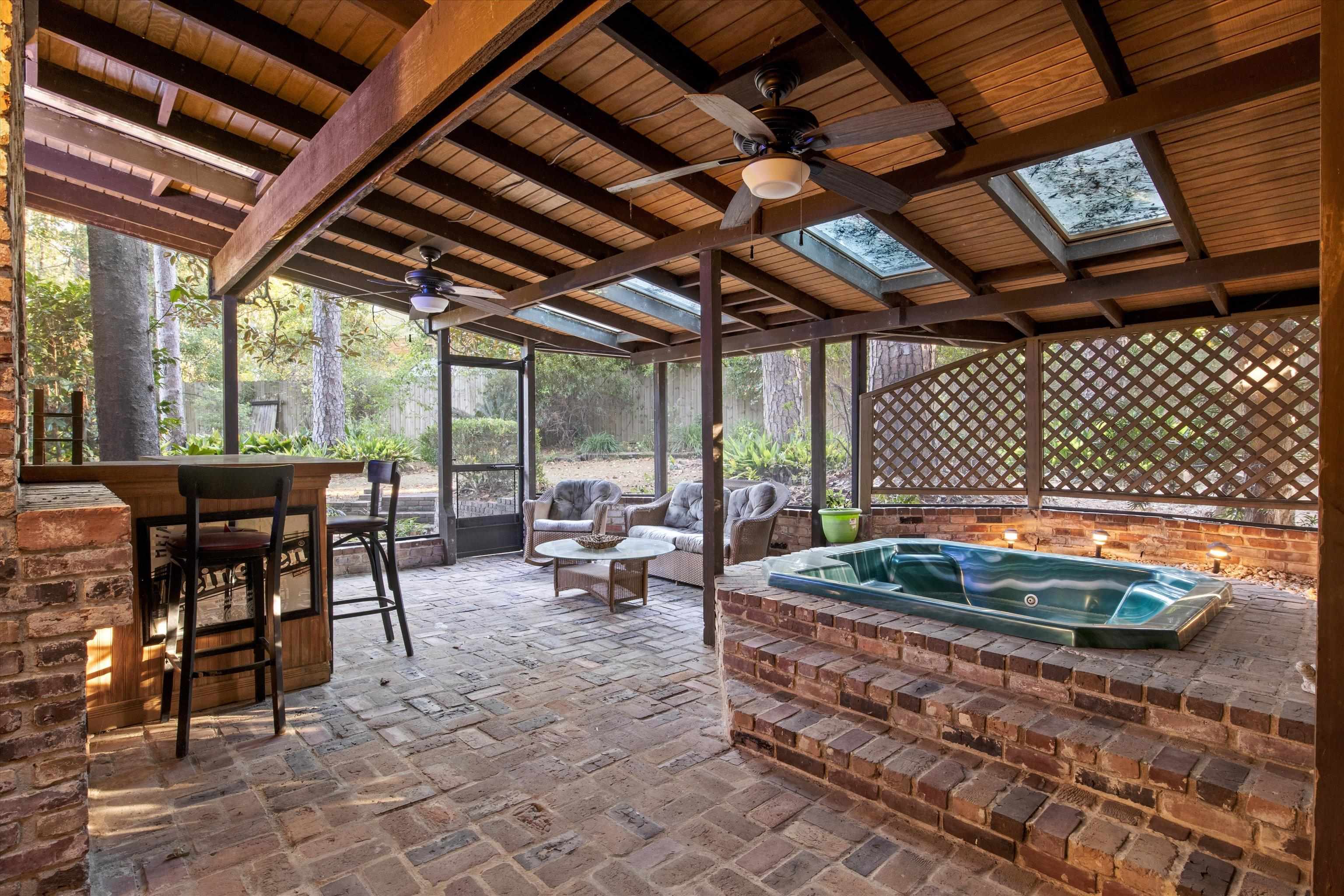 2403 San Pedro Avenue