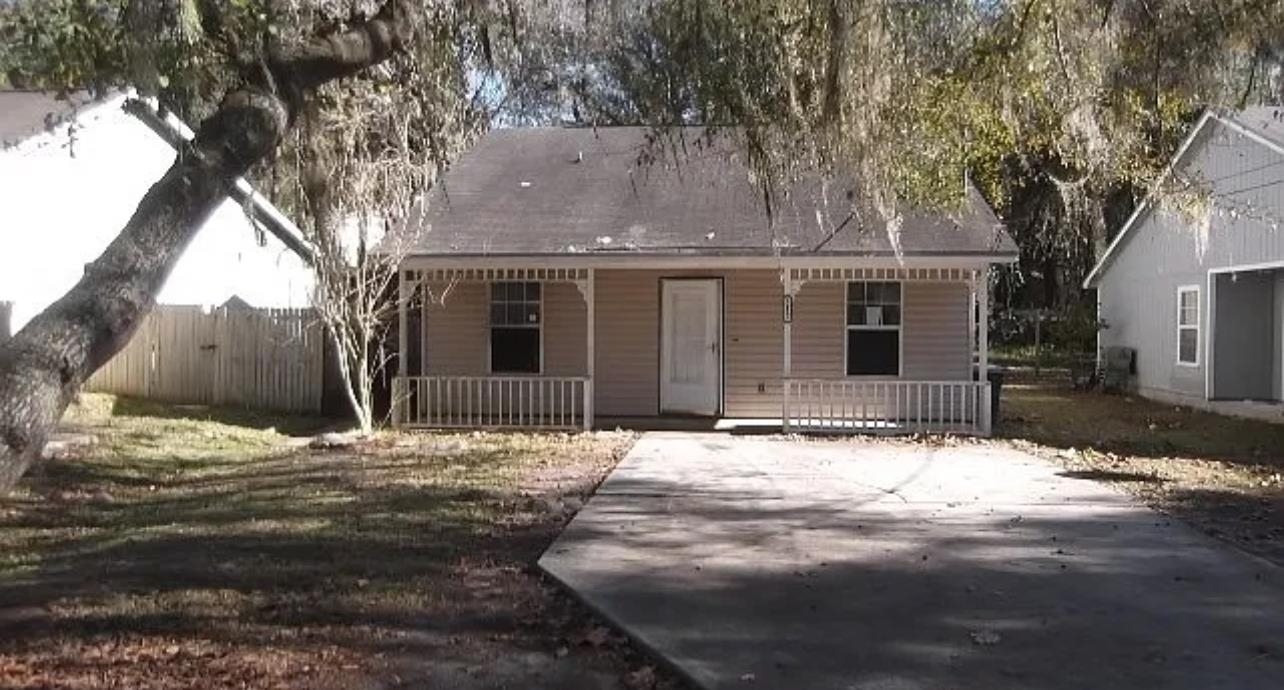 3127 Huntington Woods Boulevard