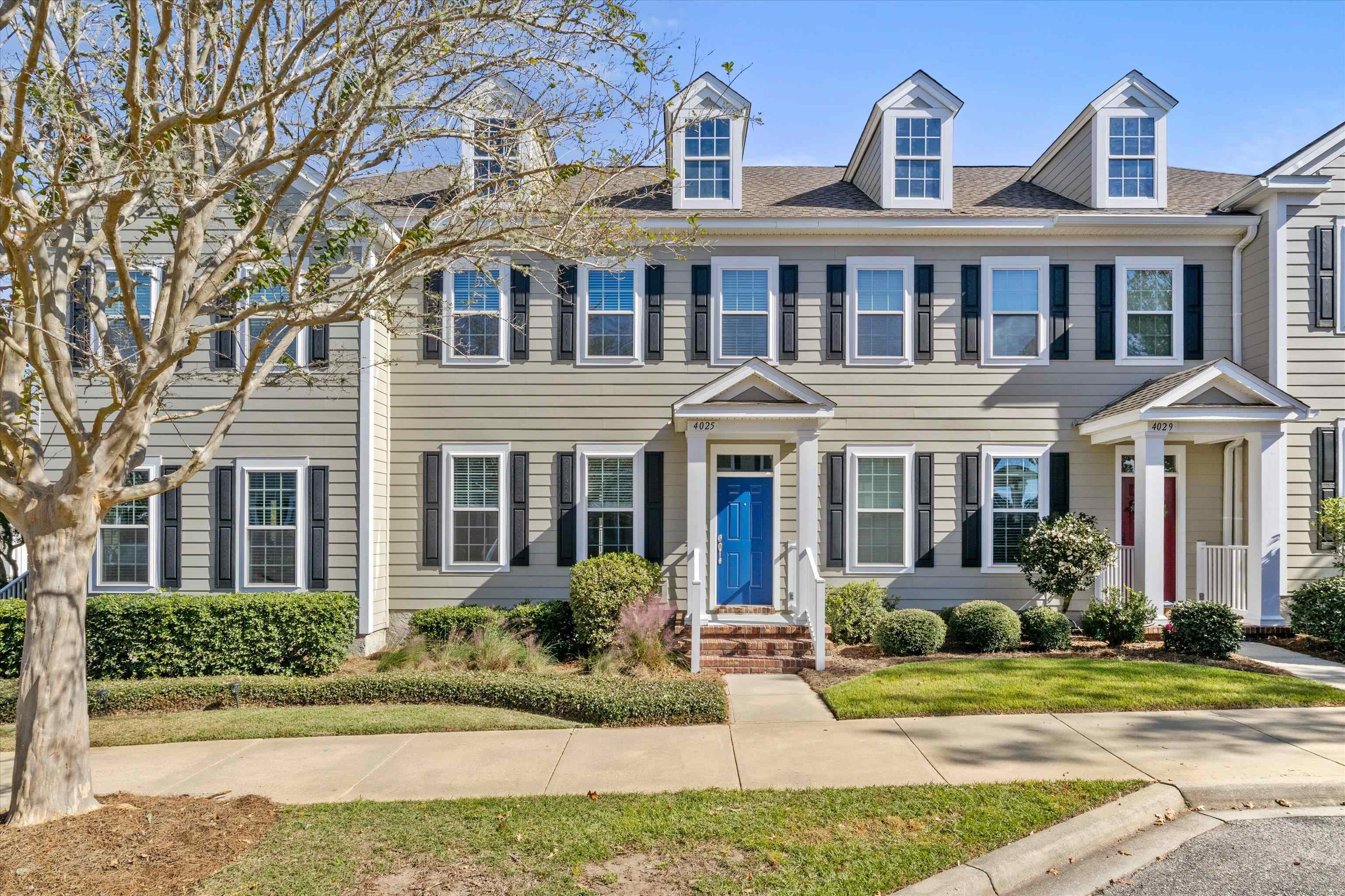 4025 Colleton Court