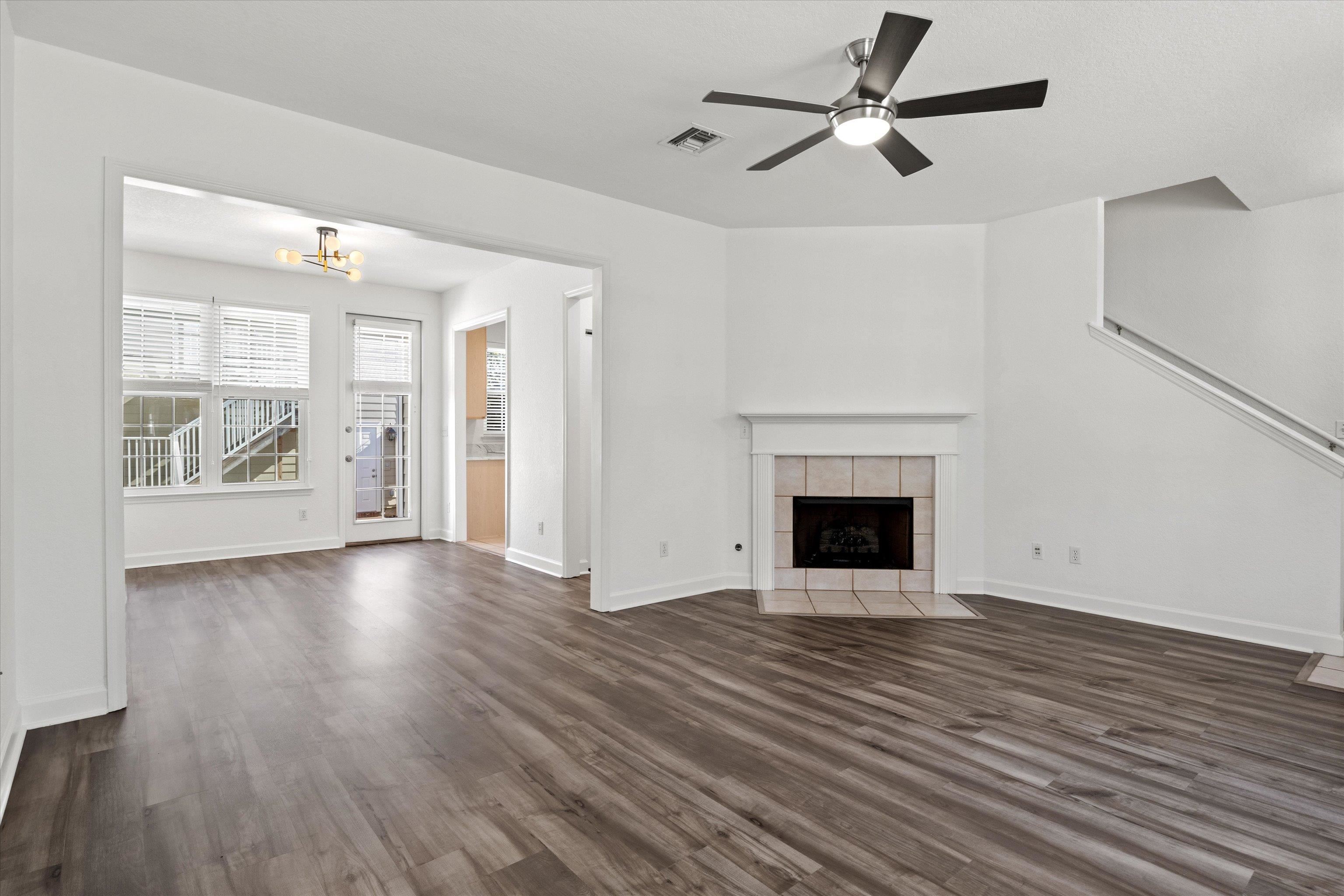 4025 Colleton Court