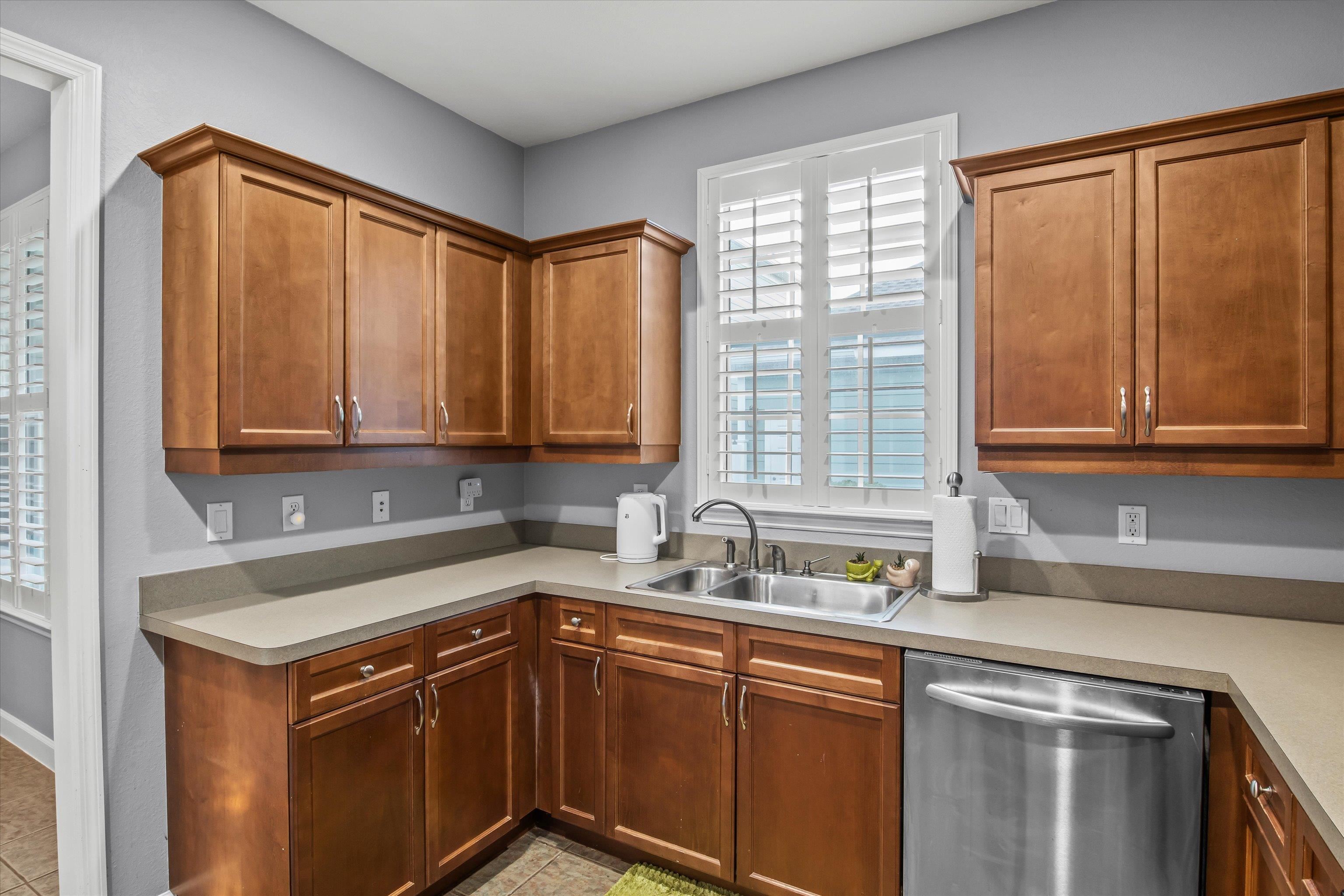 4238 Avon Park Circle