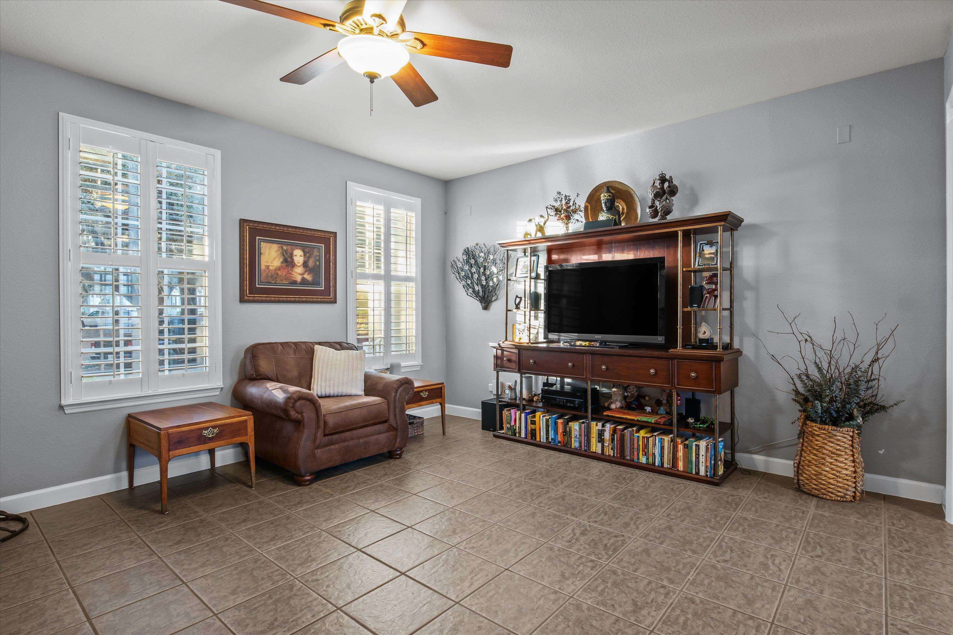 4238 Avon Park Circle