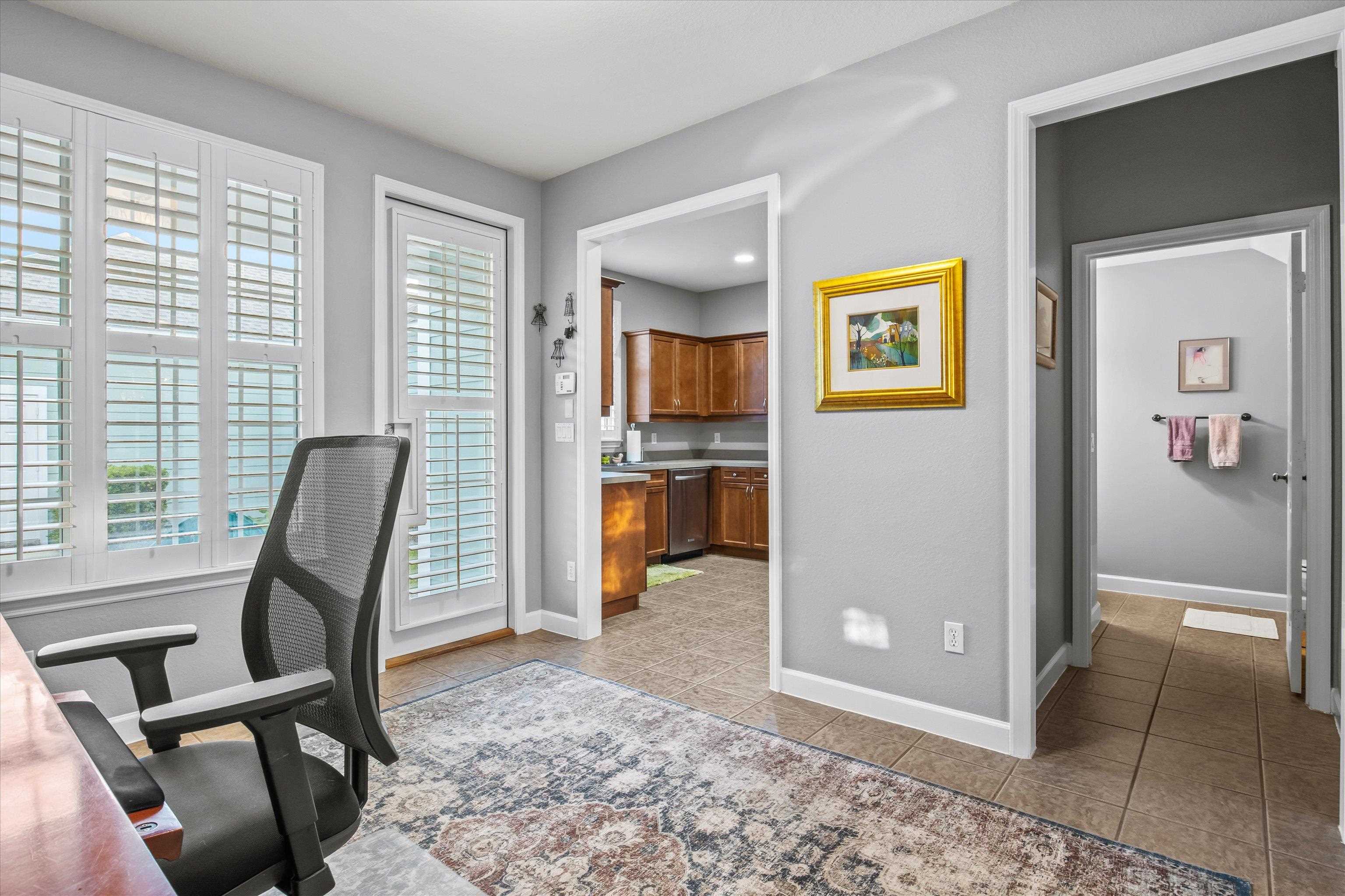 4238 Avon Park Circle