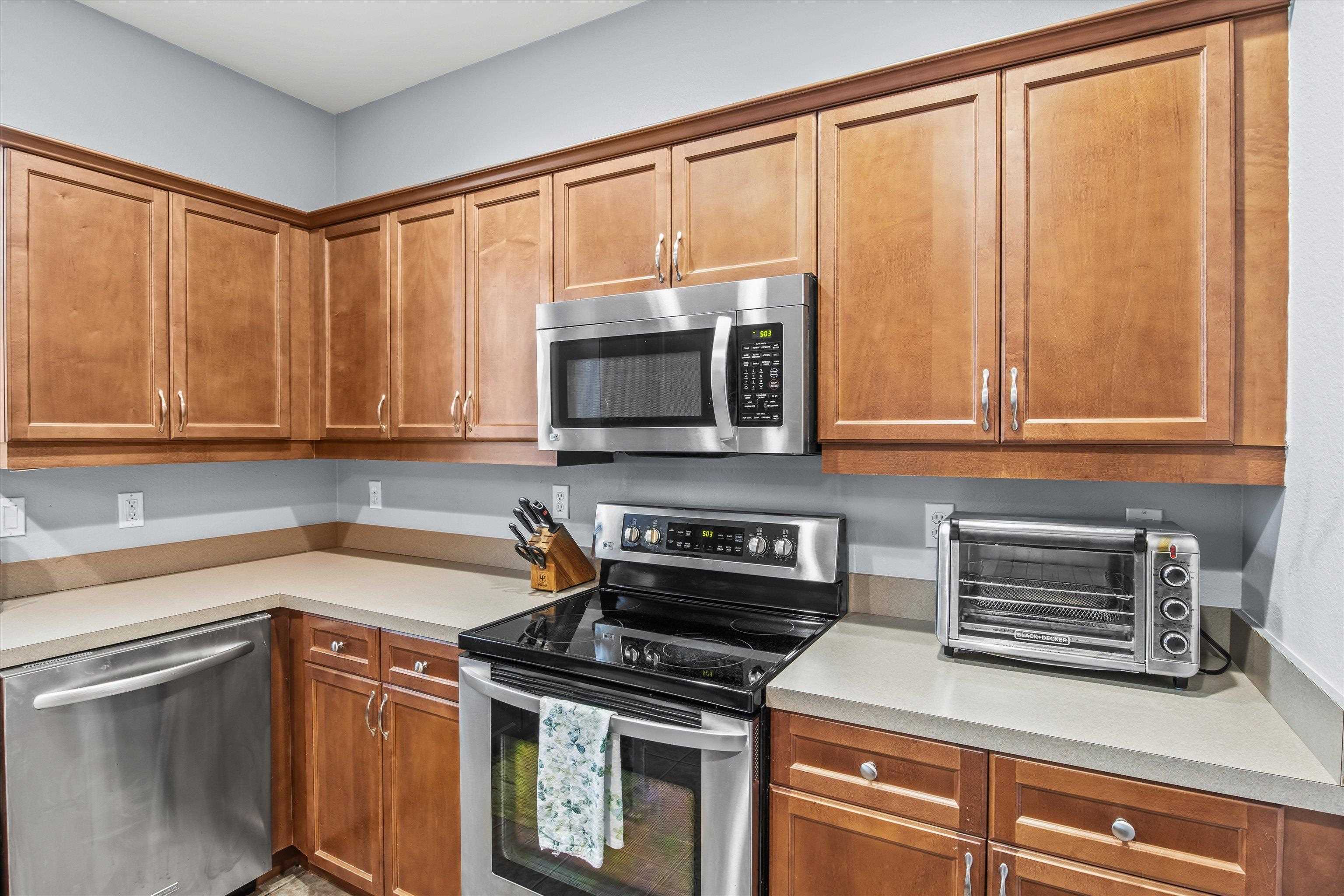 4238 Avon Park Circle