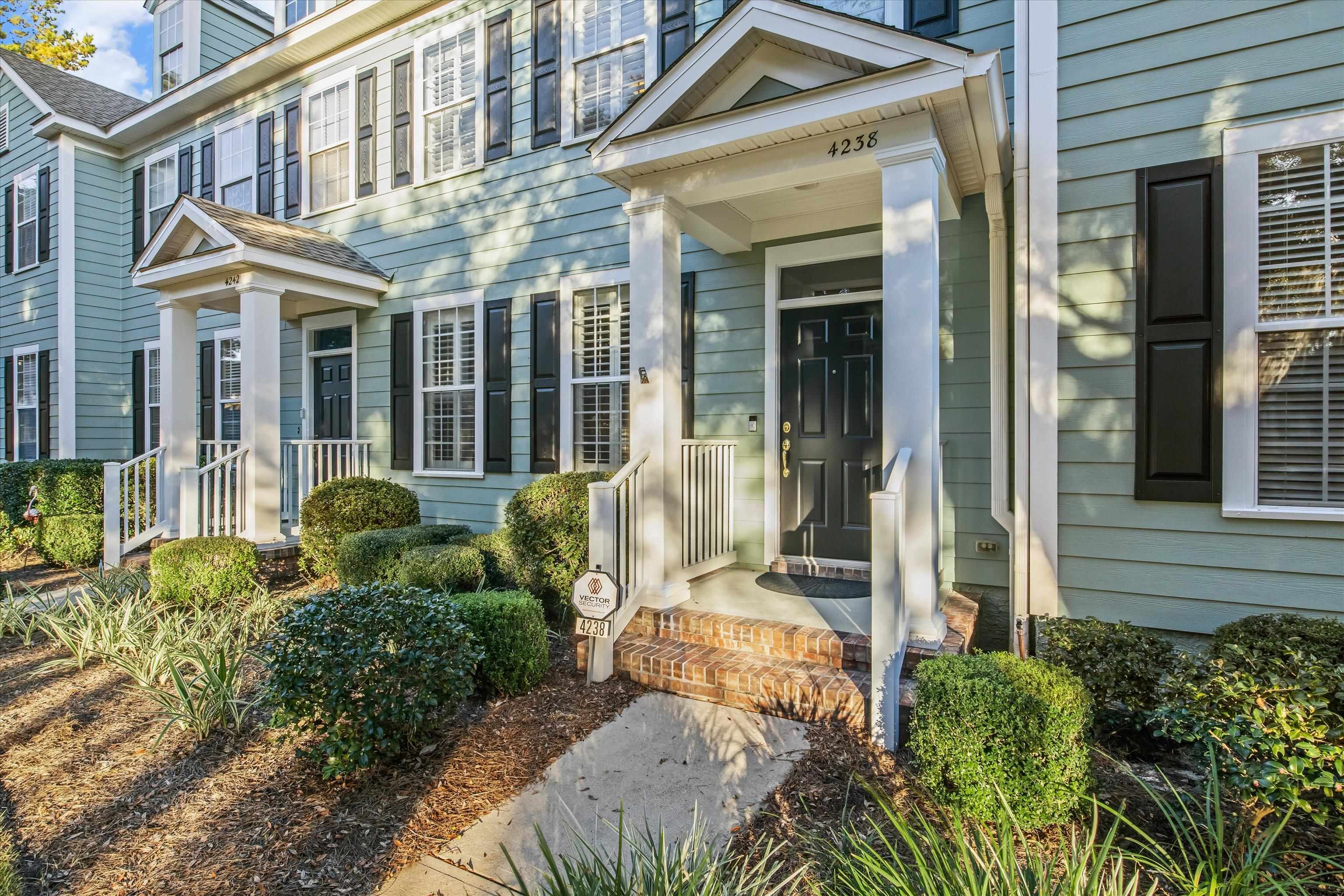 4238 Avon Park Circle