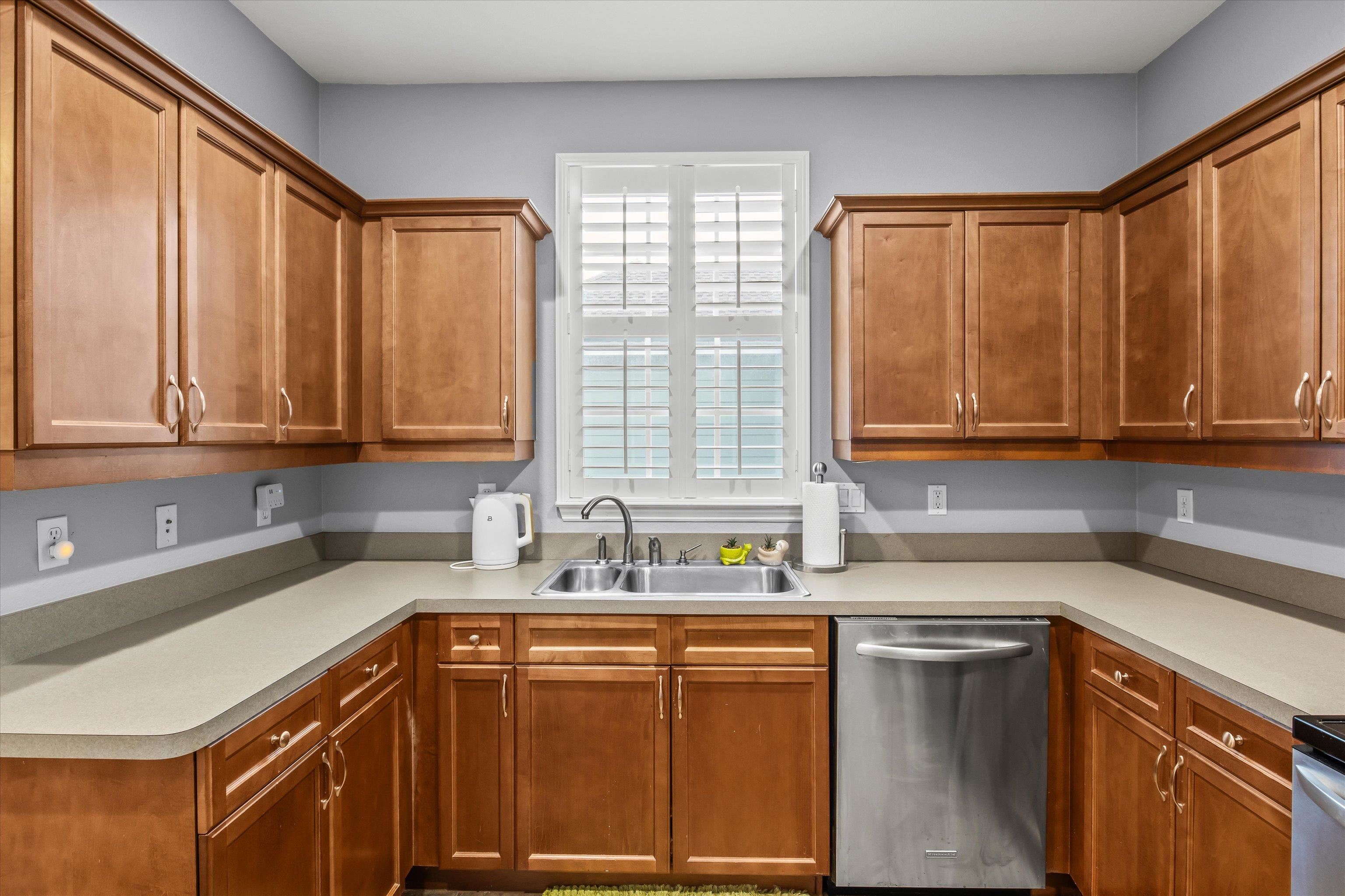 4238 Avon Park Circle