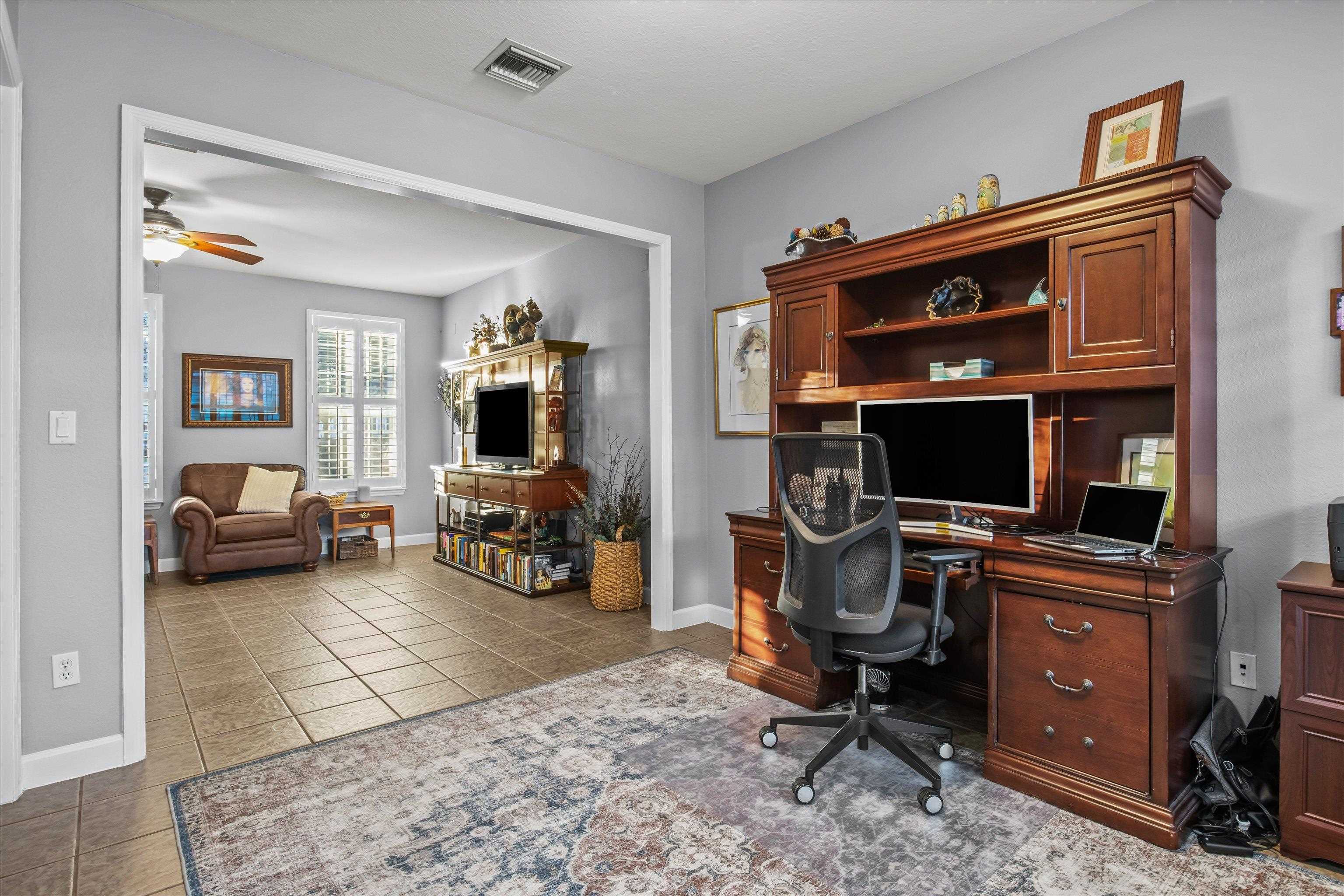 4238 Avon Park Circle