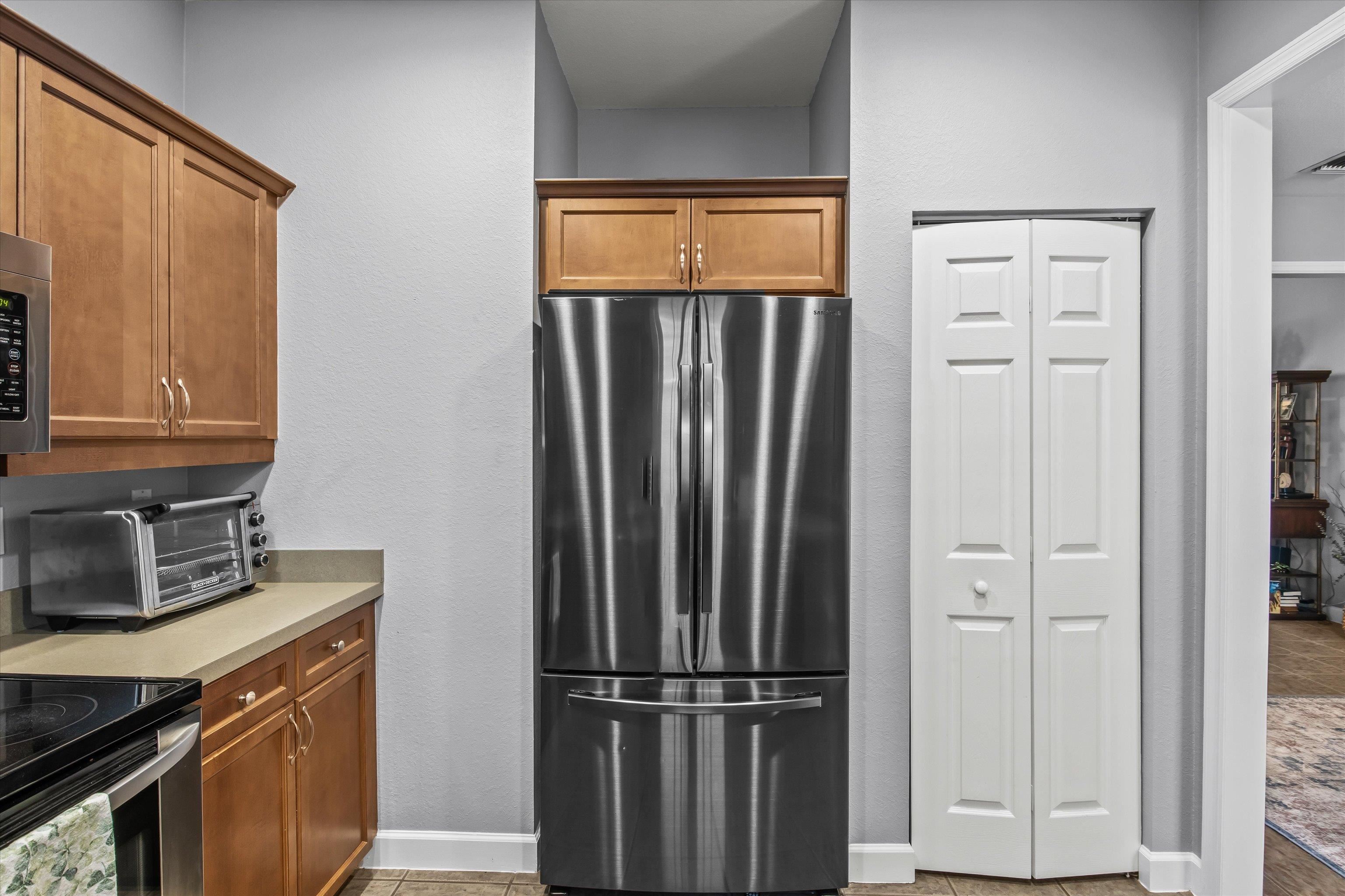 4238 Avon Park Circle