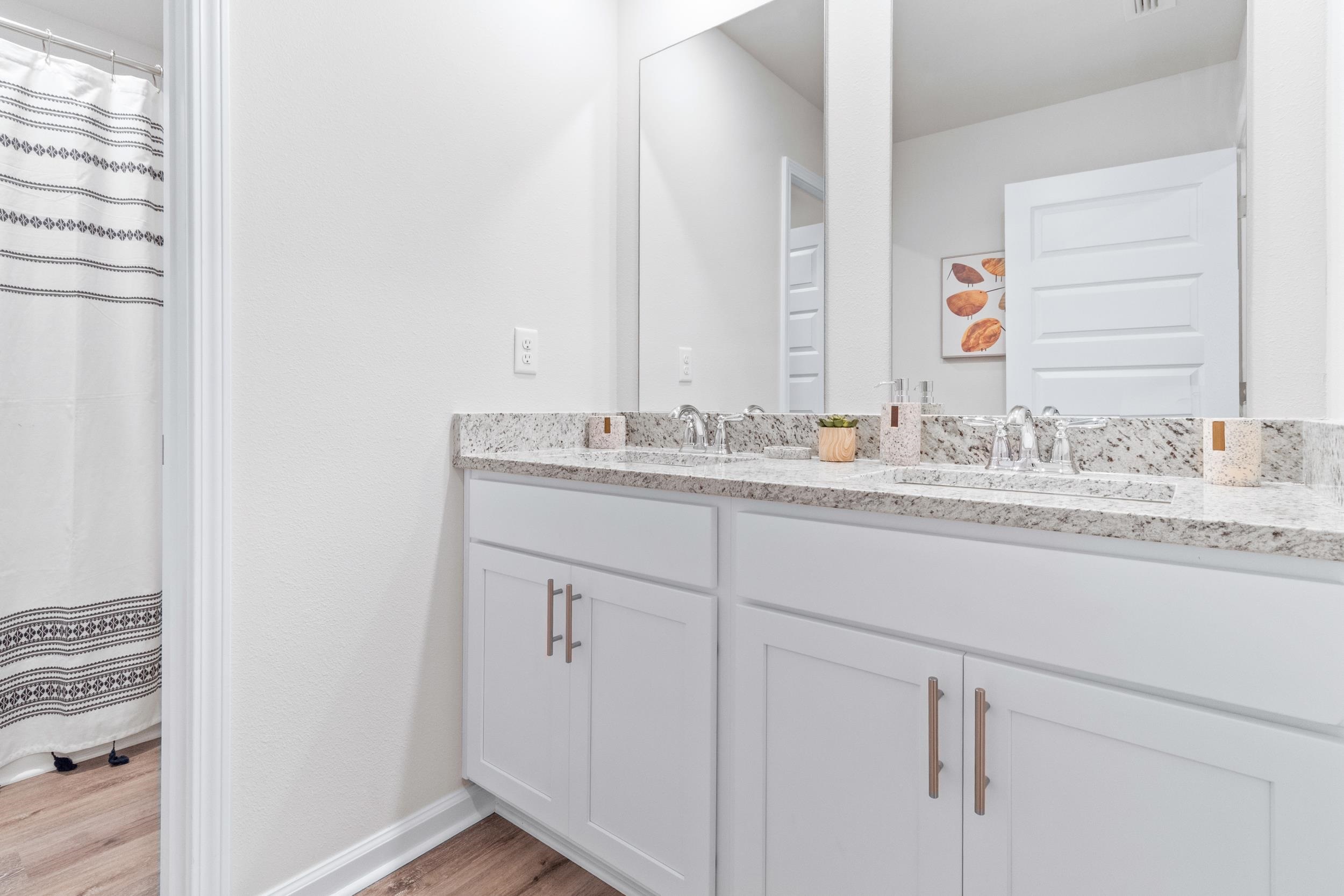 155 Bedford Loop