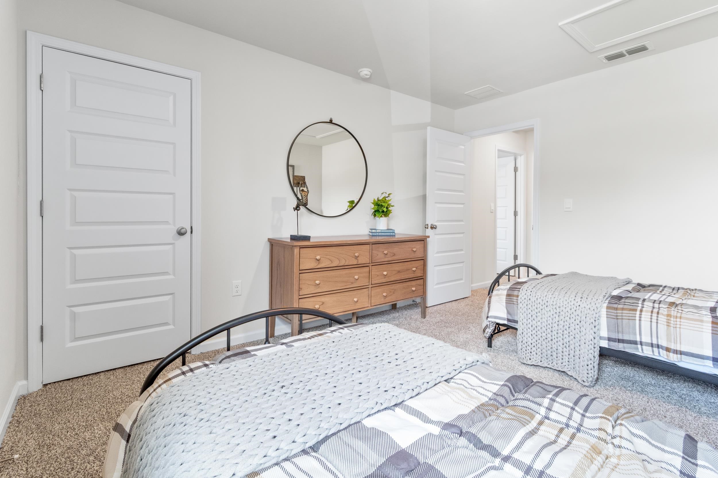 155 Bedford Loop
