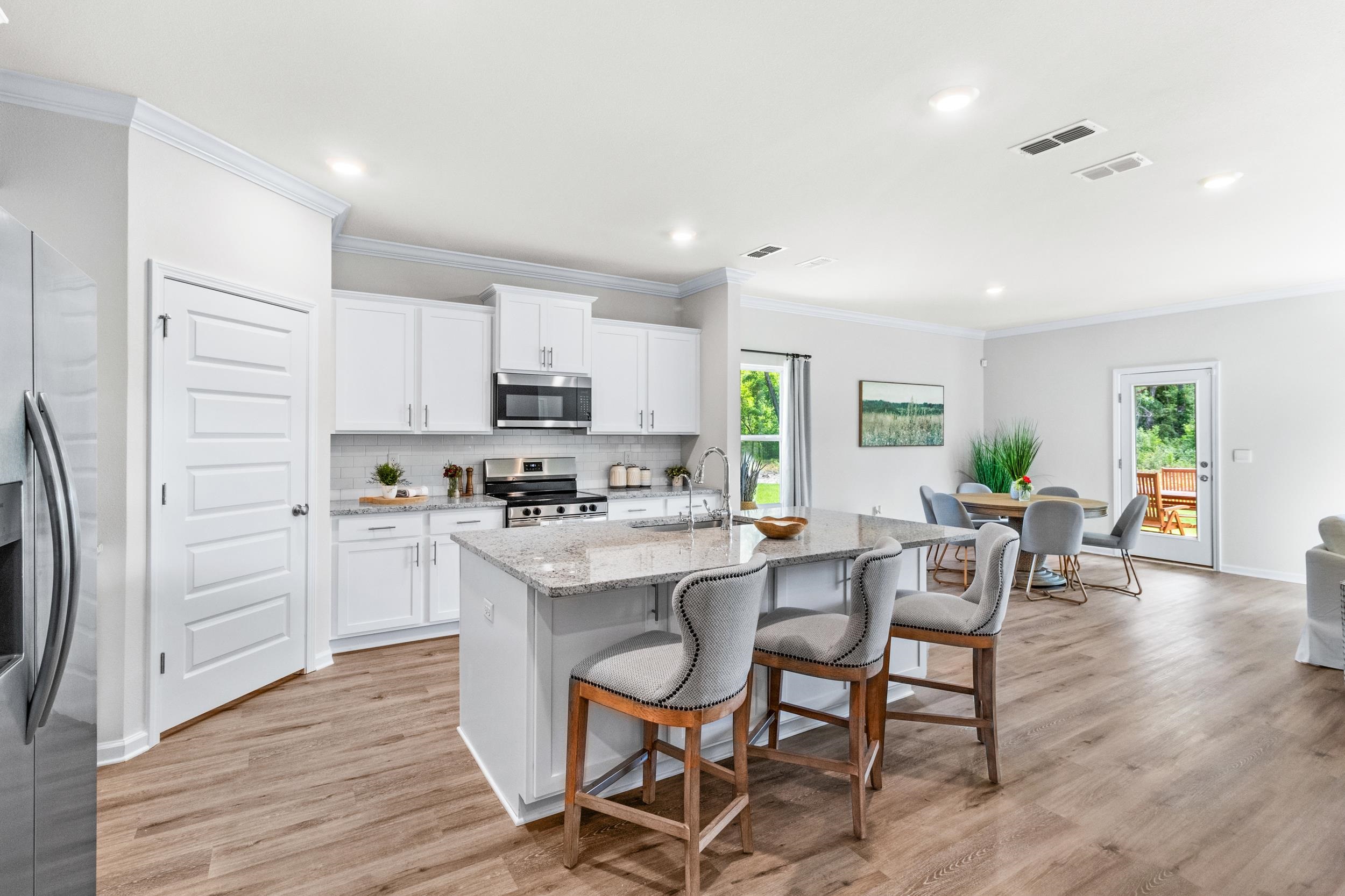 155 Bedford Loop