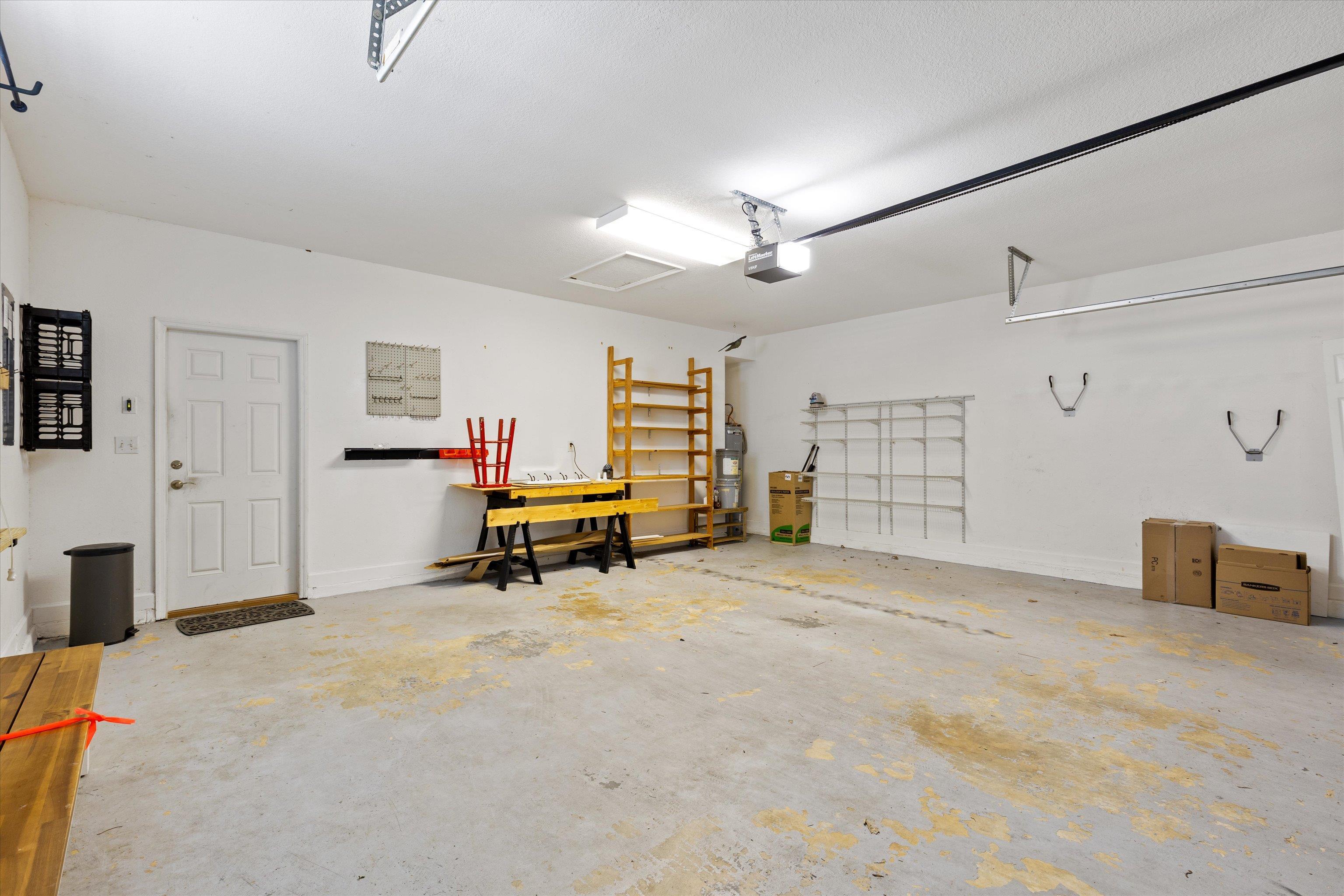 4000 Colleton Court