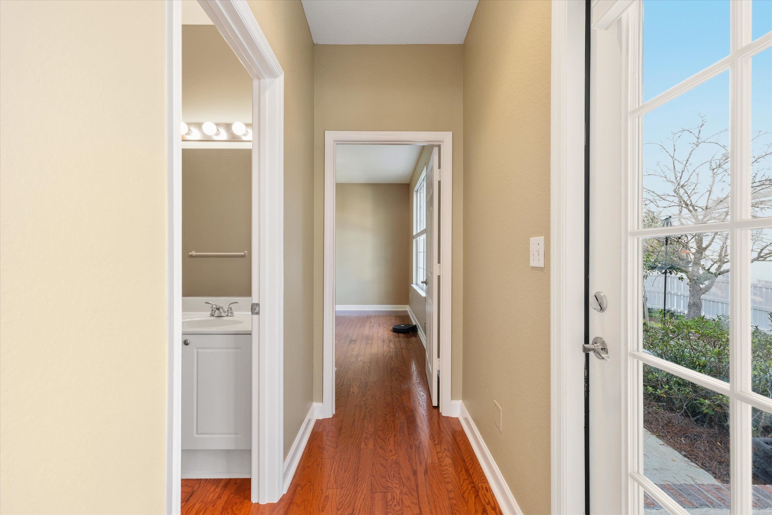 4000 Colleton Court