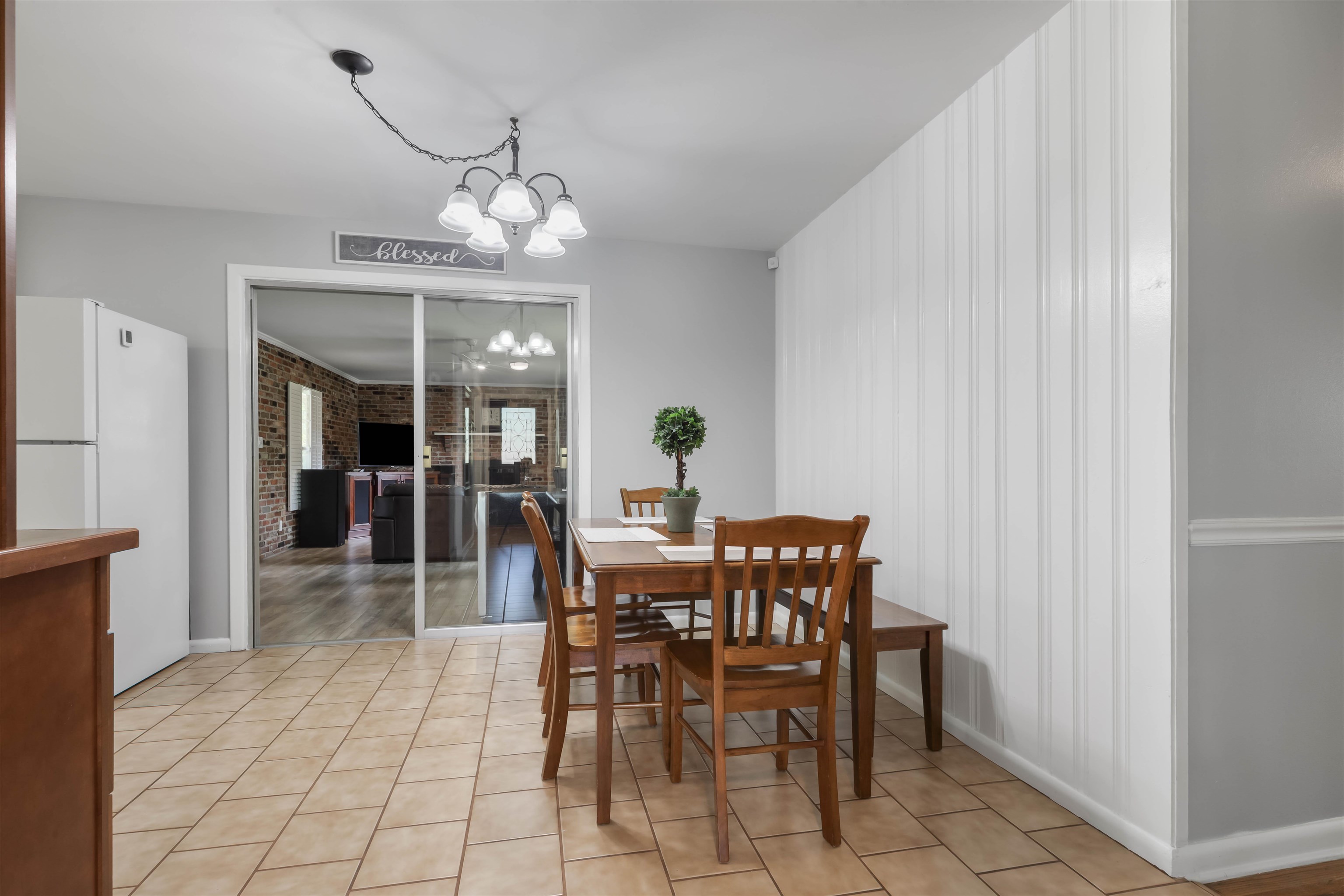 1917 Sharon Road