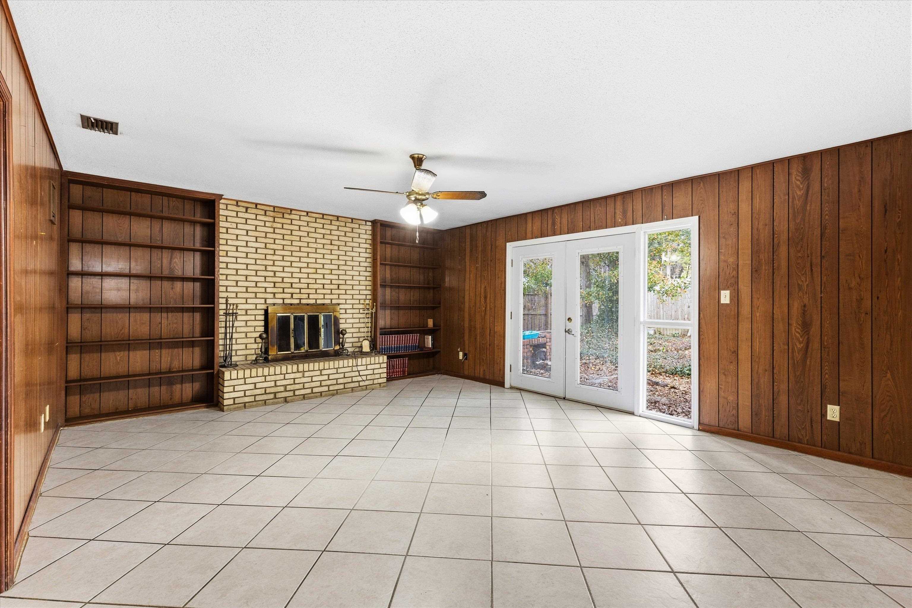 708 Brookridge Drive