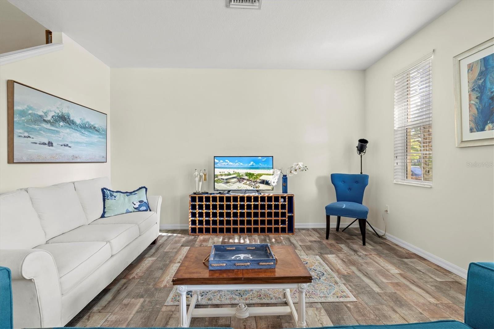 3880 82ND AVENUE CIR E #101