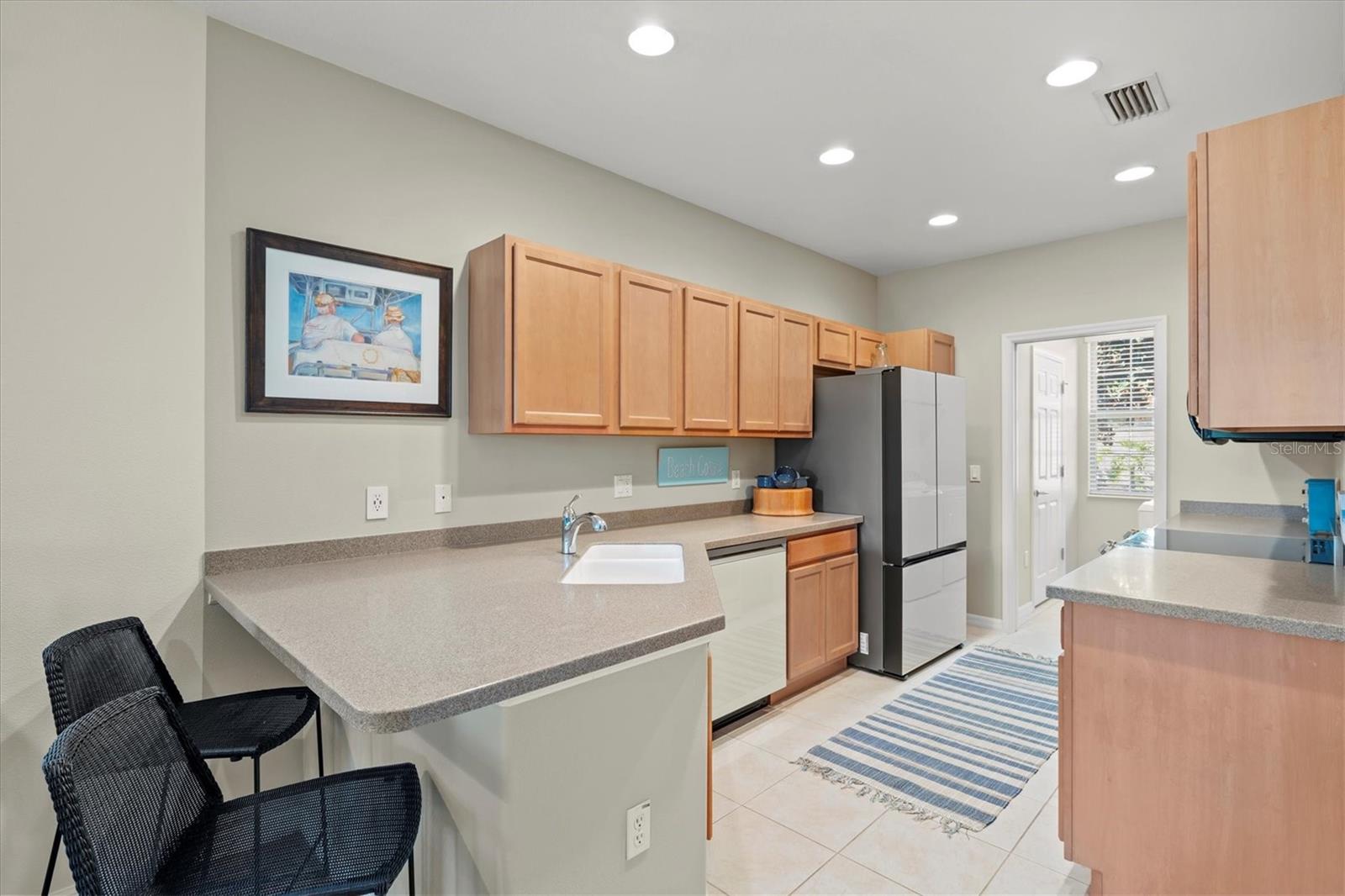 3880 82ND AVENUE CIR E #101
