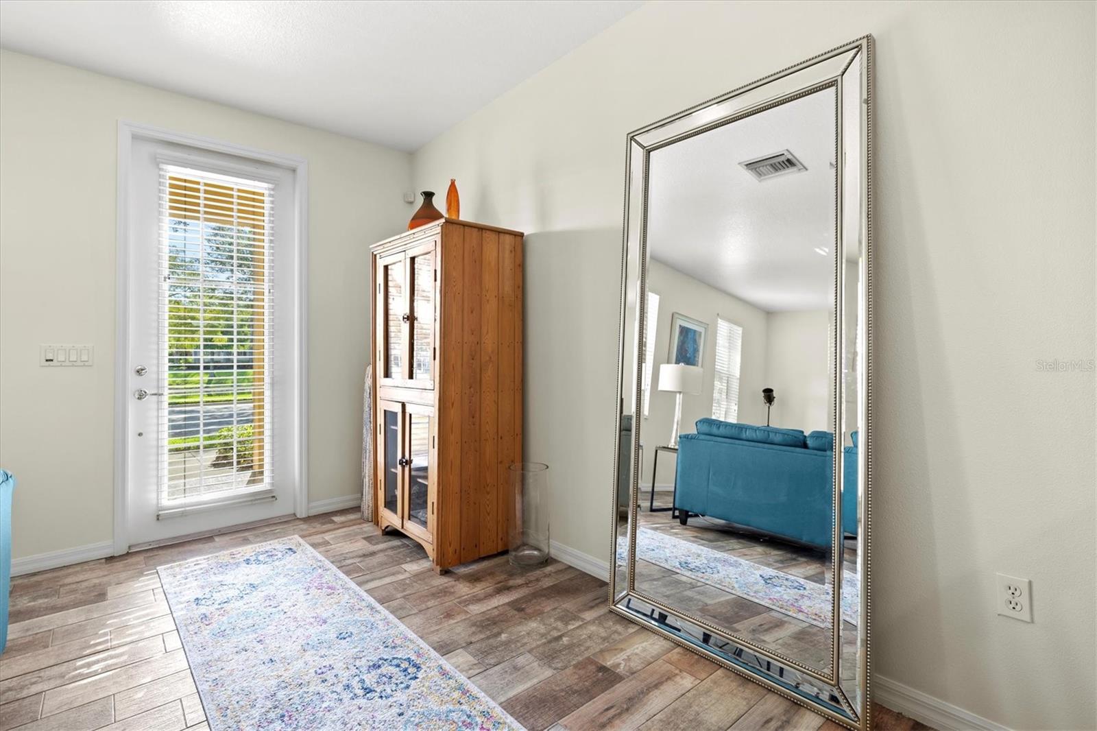 3880 82ND AVENUE CIR E #101