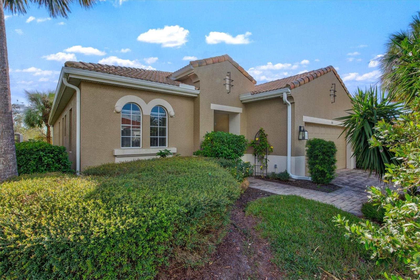 101 BELLINI CT