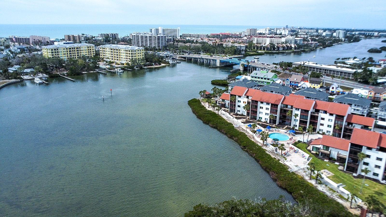 1602 STICKNEY POINT RD #404