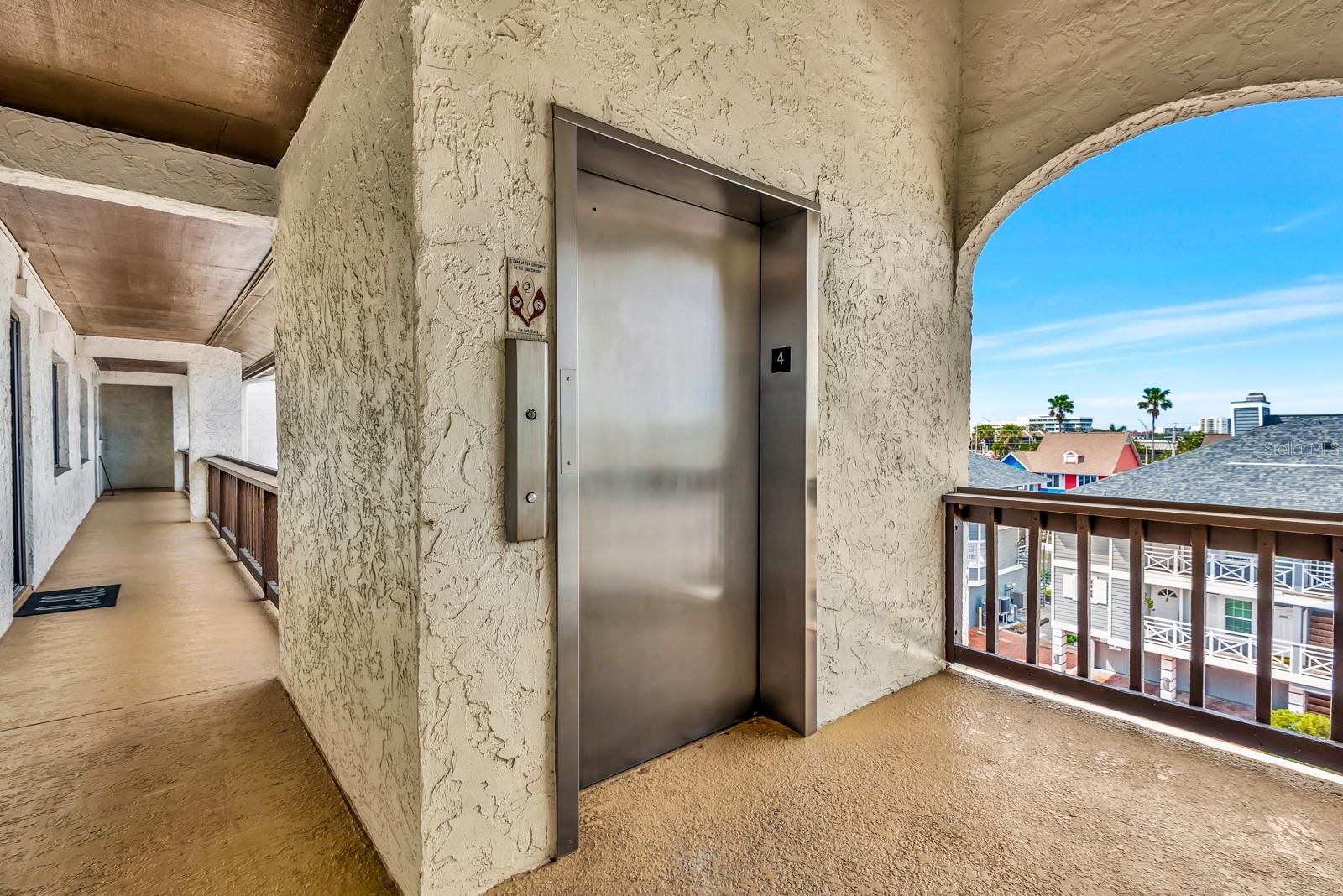 1602 STICKNEY POINT RD #404