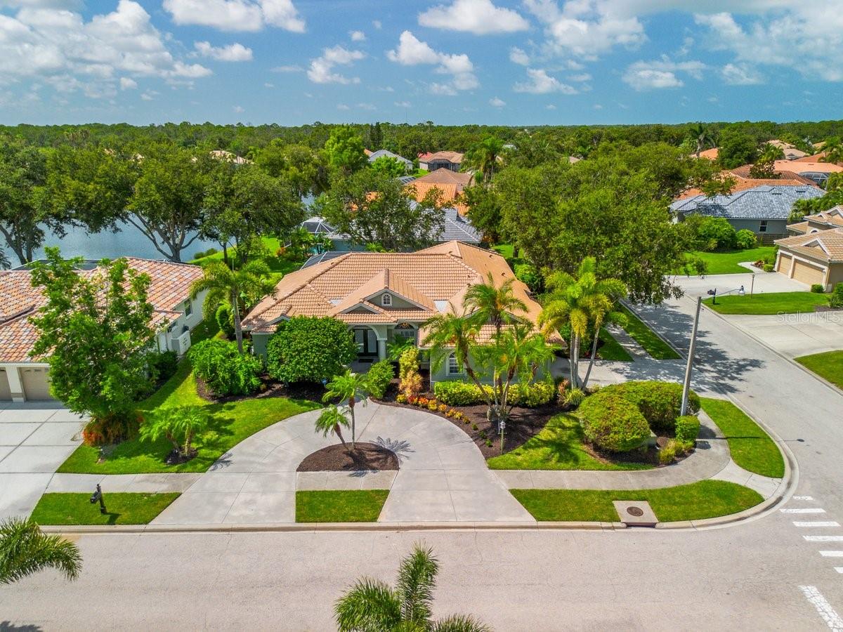 471 PARK TRACE BLVD
